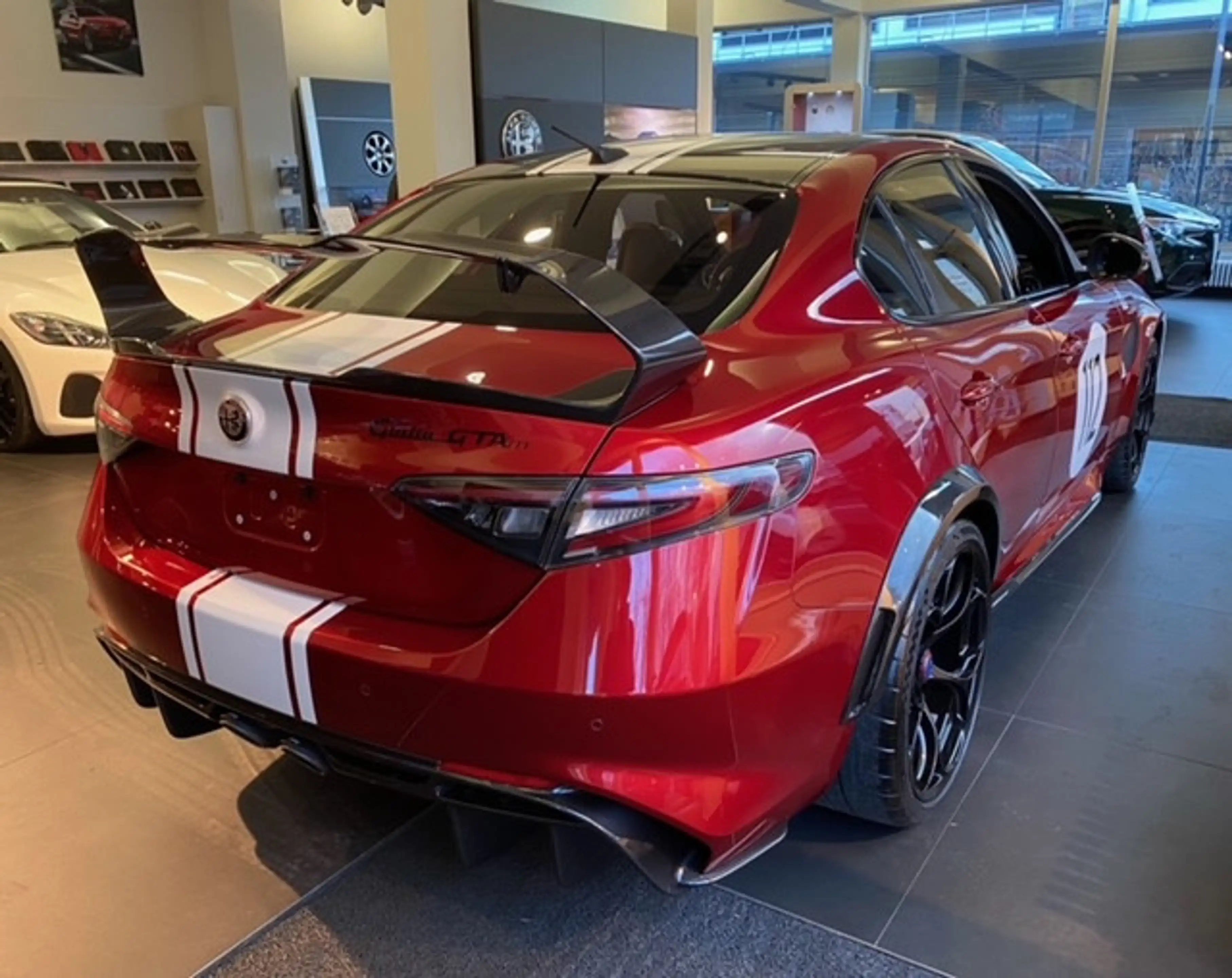 Alfa Romeo Giulia GTAm limit. Modell auf 500 EH — photo 4