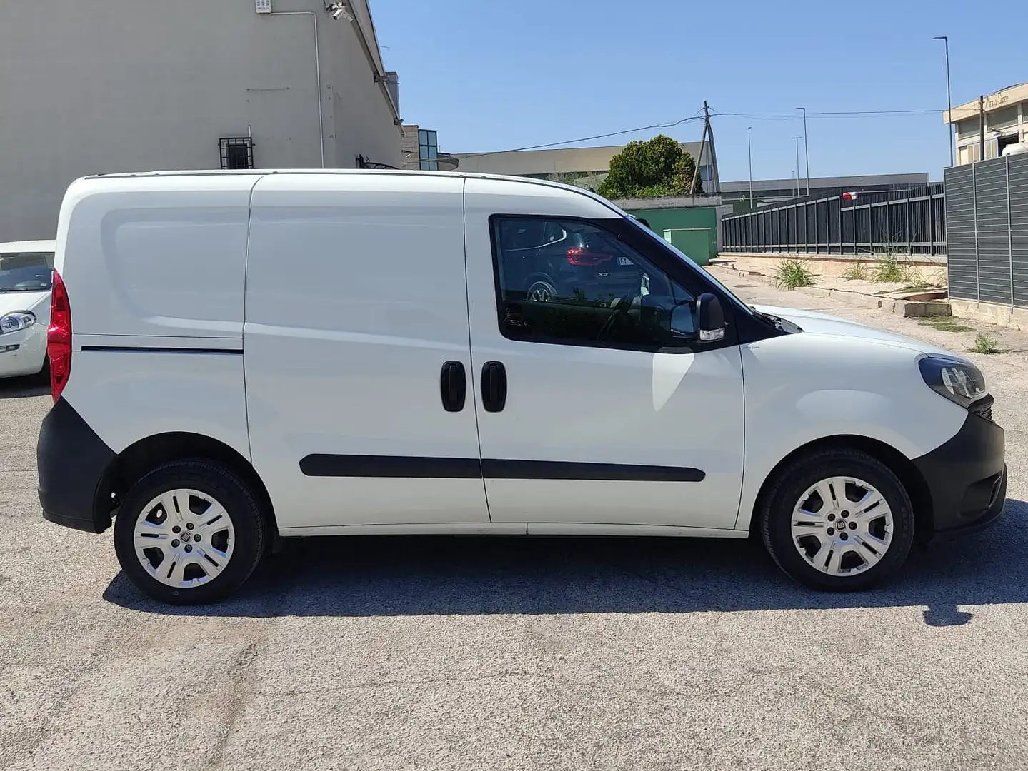 Fiat Doblo 1.6 M-JET 105CV FURGONE 3 POSTI - 2021 Blanc - 2