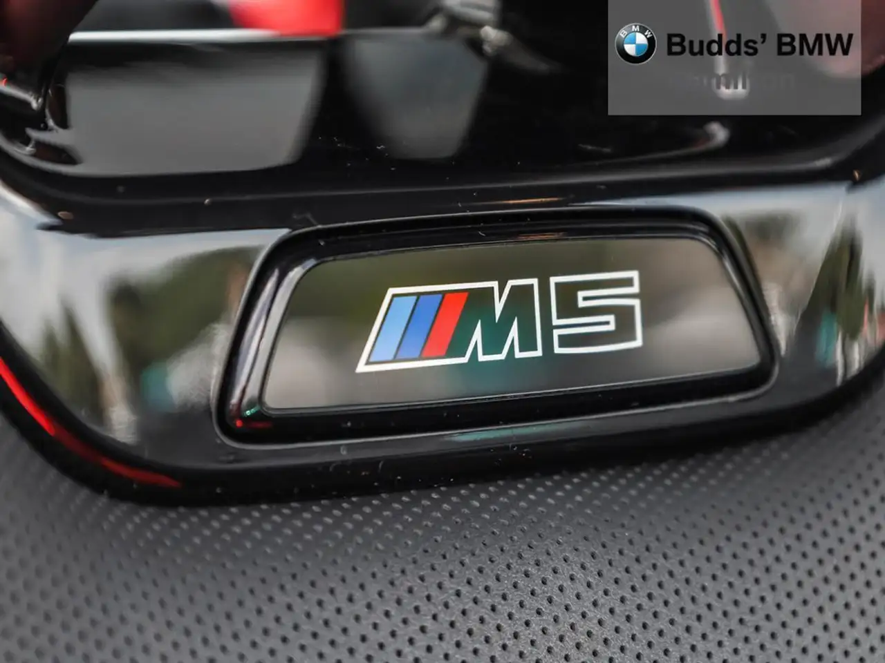 BMW M5 снимка BMW M5