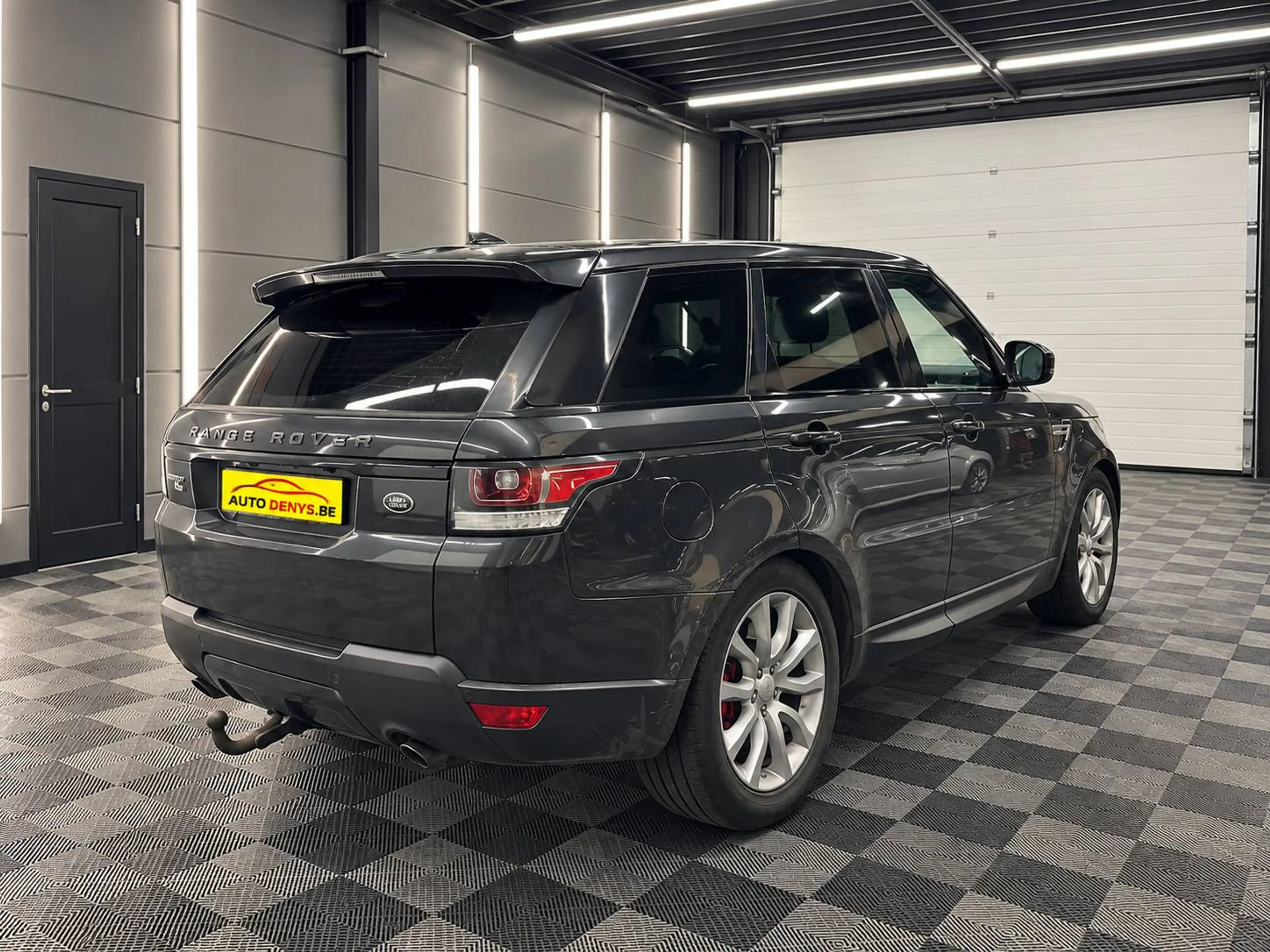 Land Rover Range Rover Sport 3.0d bj2015 195501km eur5 225kw 7 zitplaatsen — photo 4