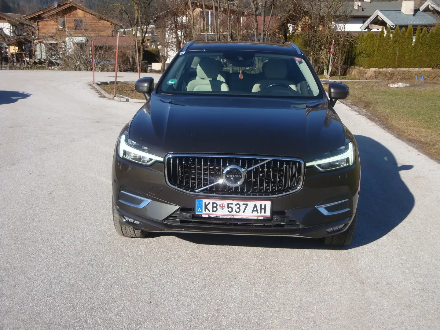 Volvo XC60 D4 AWD GEARTRONIC INSCRIPTION Bronce - 1