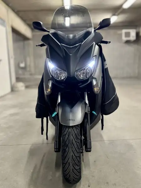 Yamaha X-Max 400 - foto 8