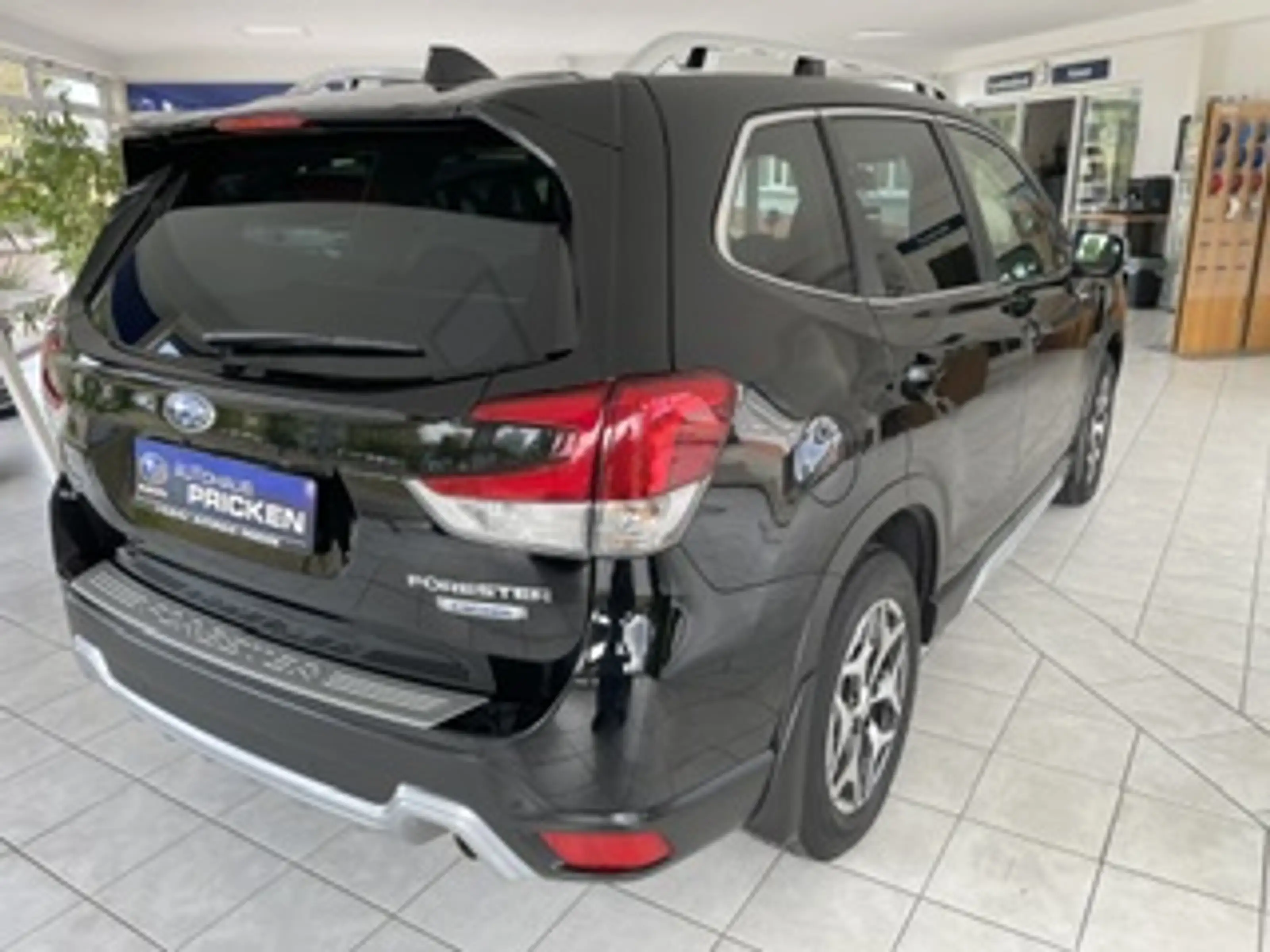 Subaru Forester Forester Hybrid 2.0ie Lineartronic Comfort — photo 4