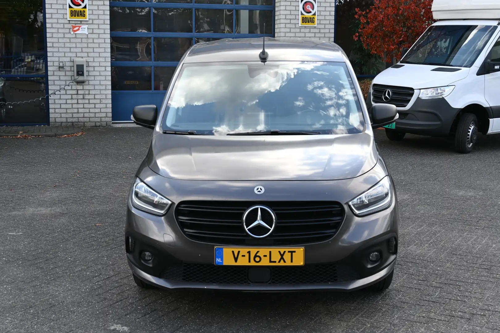 Mercedes-Benz Citan 110 CDI L1 3 Zitplaatsen, Navigatie, Camera, Apple Gris - 2