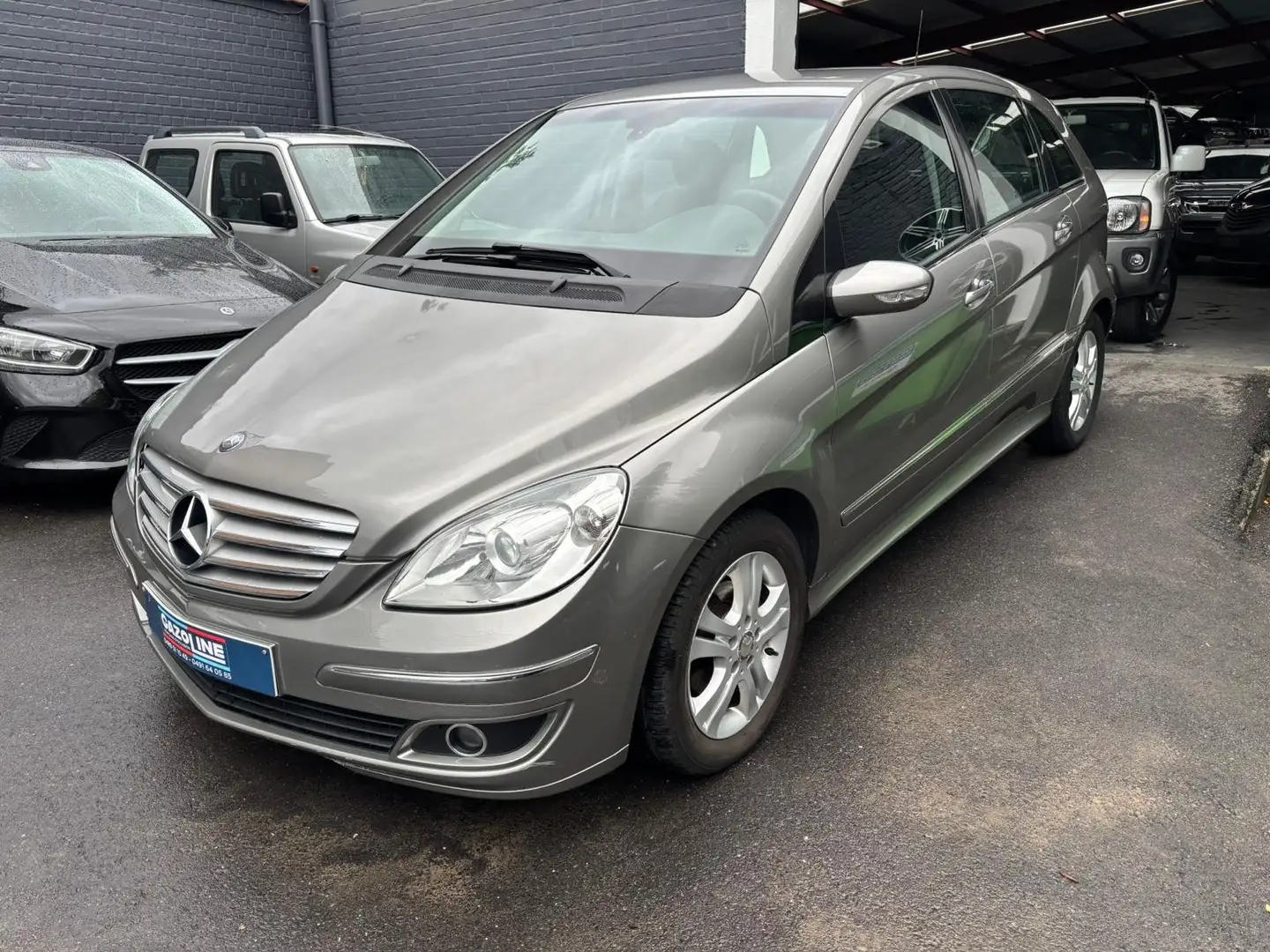 Mercedes-Benz A 170 Benzine/automatique Car-pass depuis neuf Gris - 1