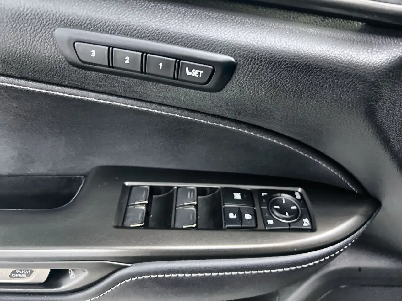 Lexus NX снимка Lexus NX