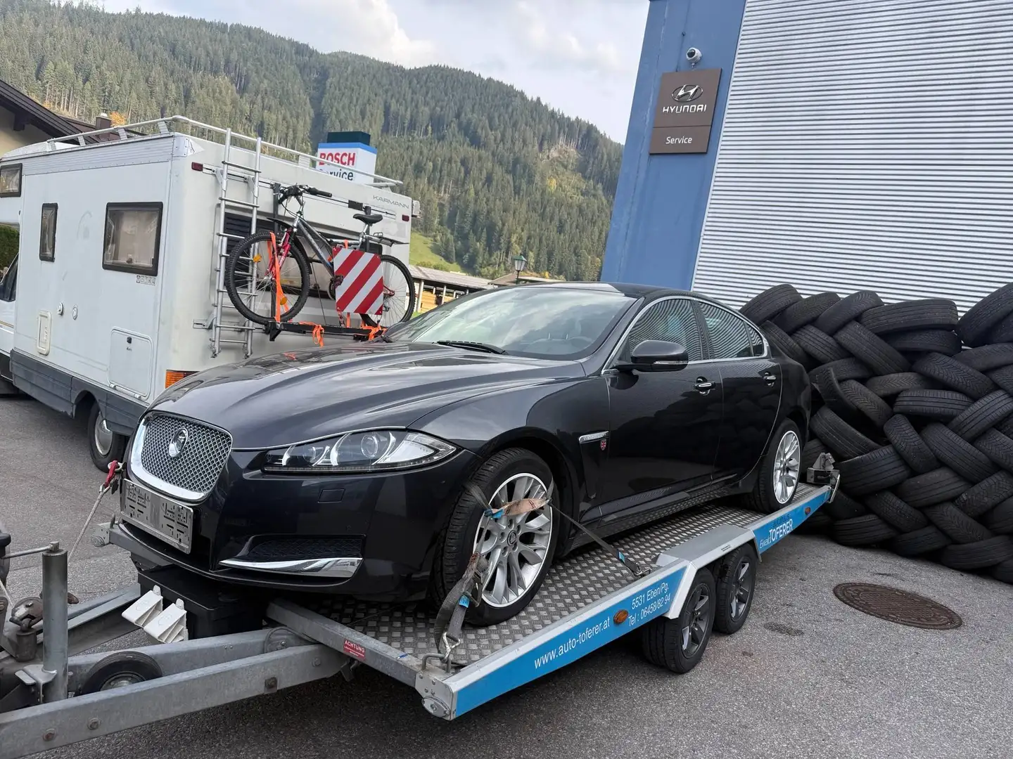 Jaguar XF XF 2,2 Diesel Premium Luxury Premium Luxury - MOTORSCHADEN Grau - 1