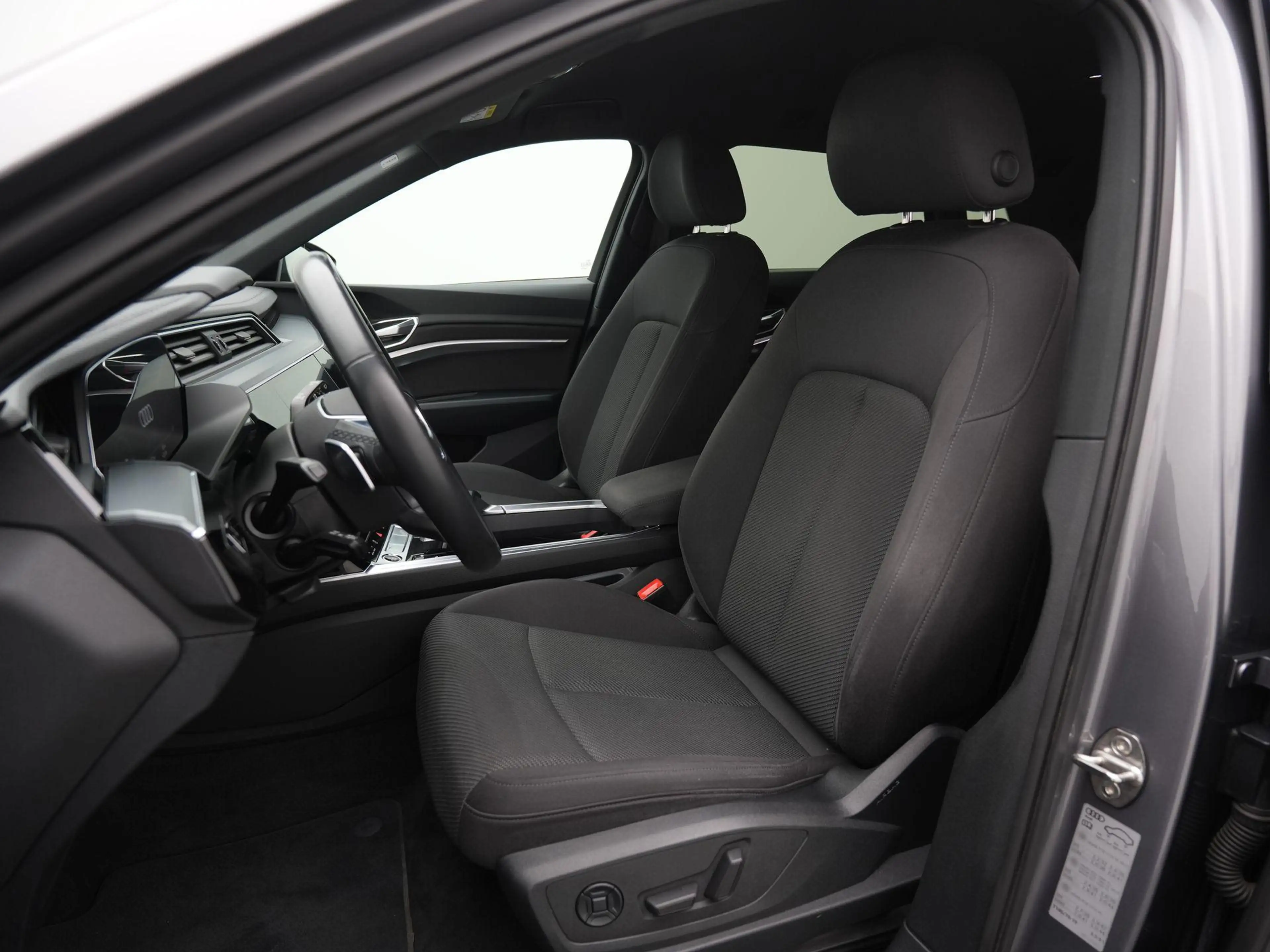 Audi e-tron 55 quattro 408pk Advanced edition 95 kWh | Trekhaa — photo 8
