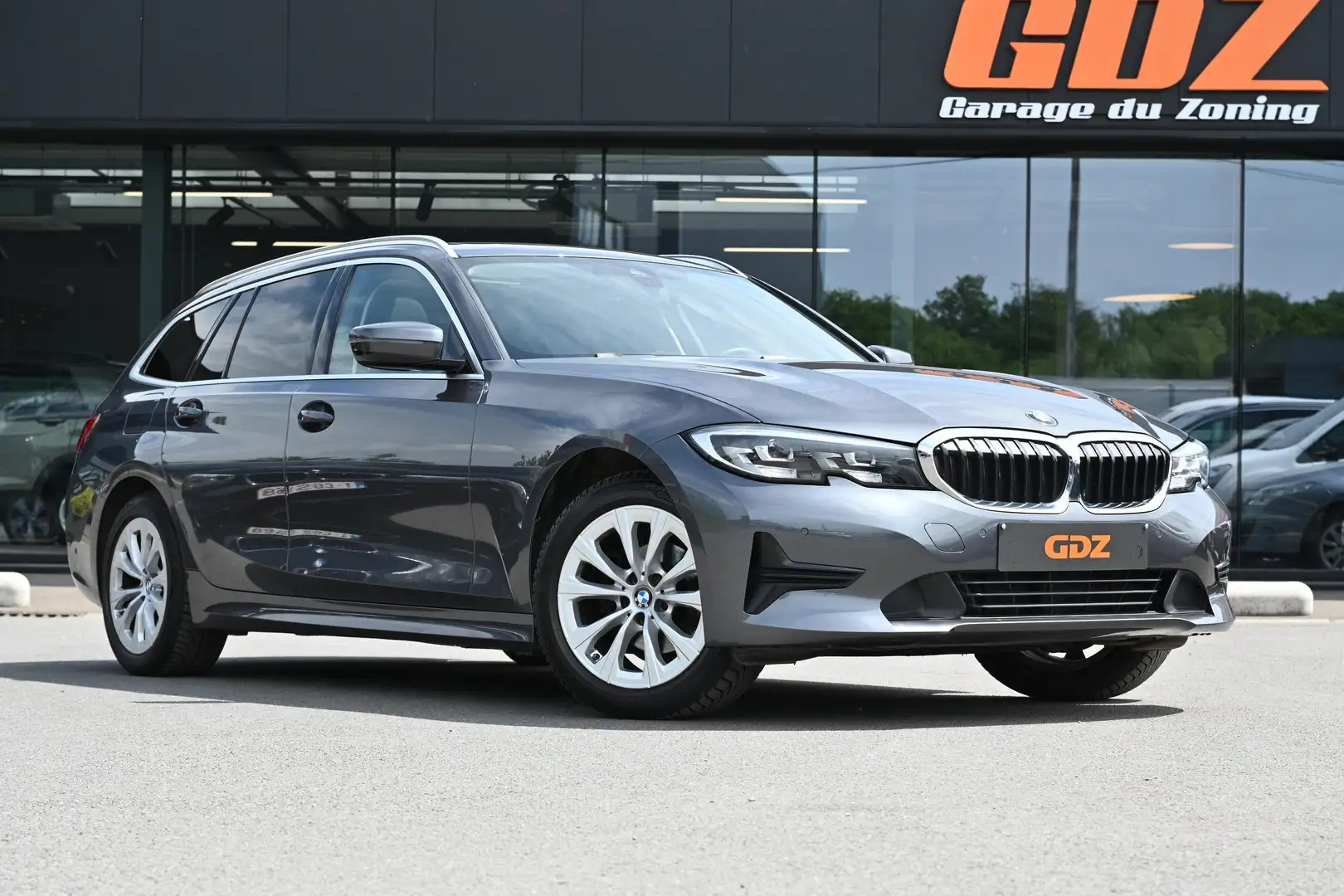 BMW 318 Touring  150 Ch dA Advantage Business Gris - 1