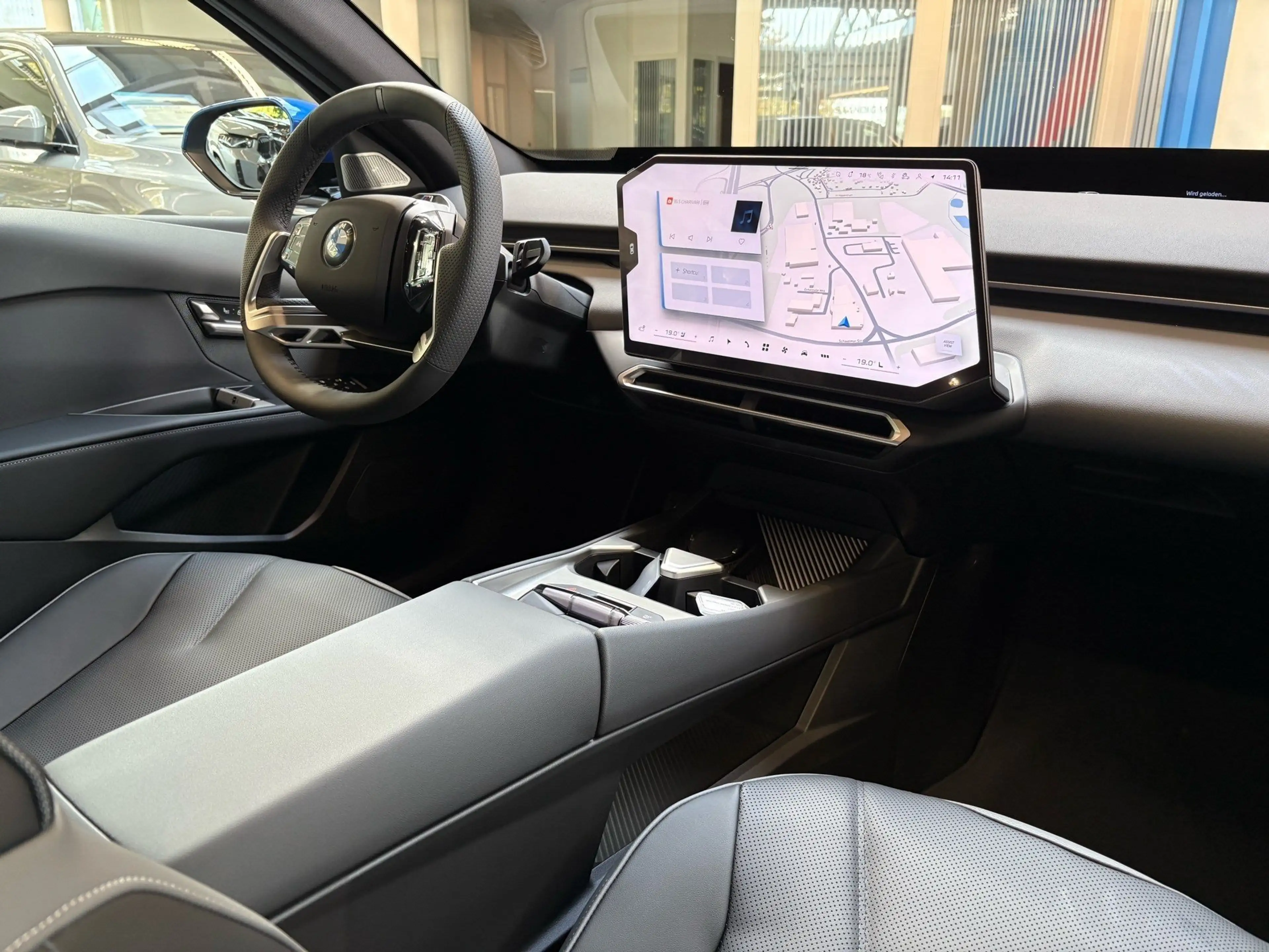 BMW i3 50 xDrive MSport DA+ PA Prof HuD H/K Pano 19" LMR — photo 5