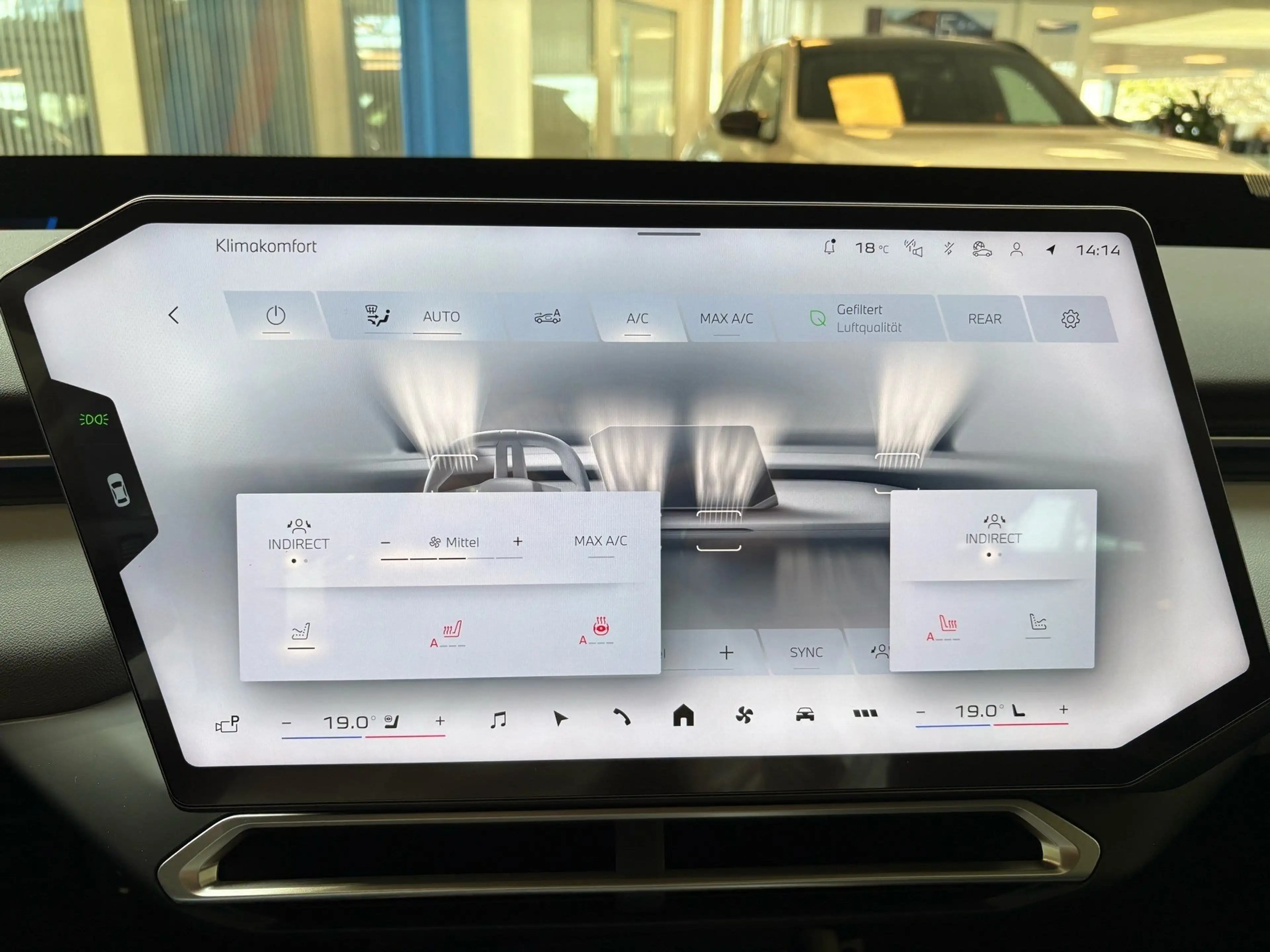 BMW i3 50 xDrive MSport DA+ PA Prof HuD H/K Pano 19" LMR — photo 15