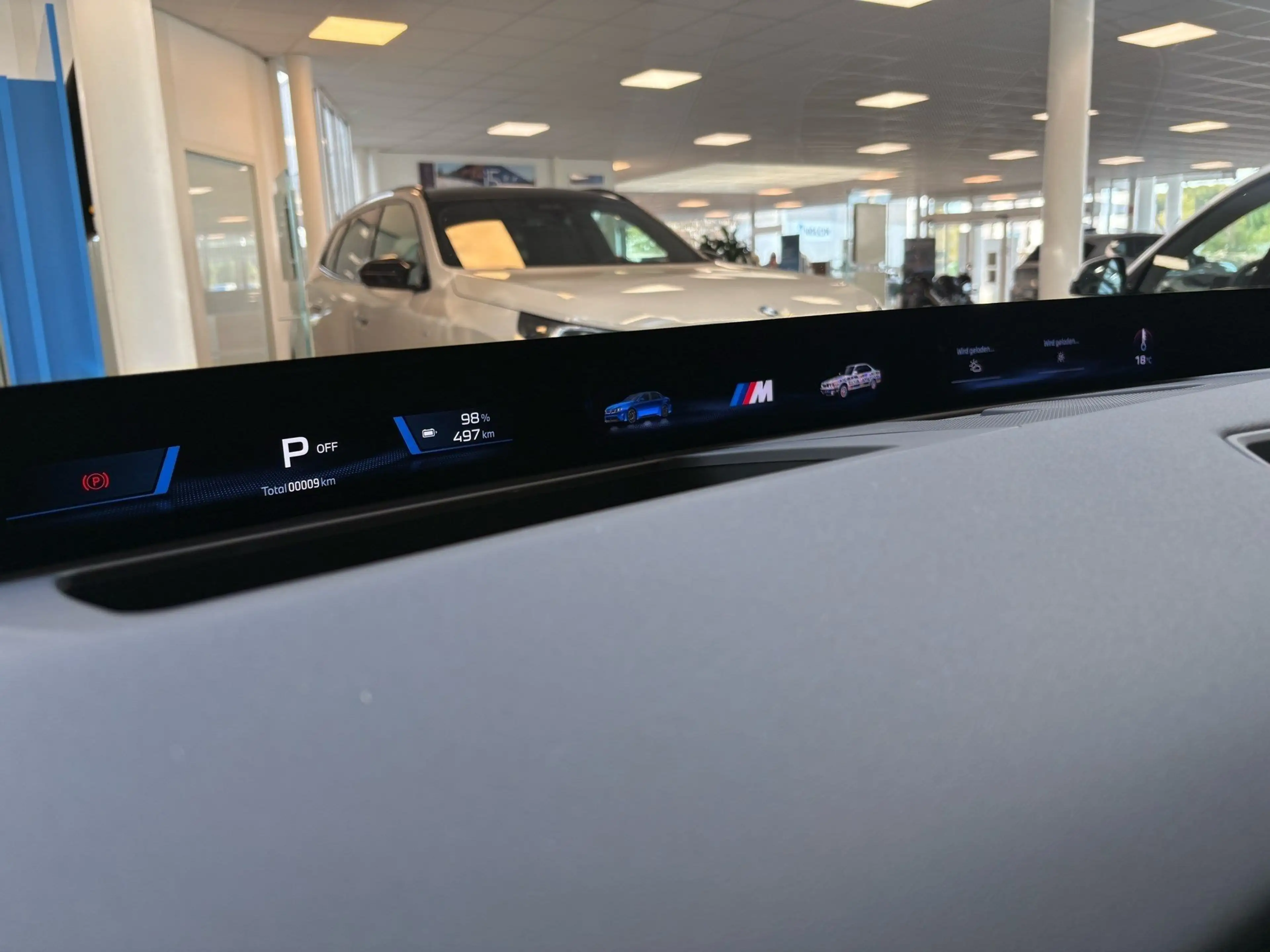 BMW i3 50 xDrive MSport DA+ PA Prof HuD H/K Pano 19" LMR — photo 12
