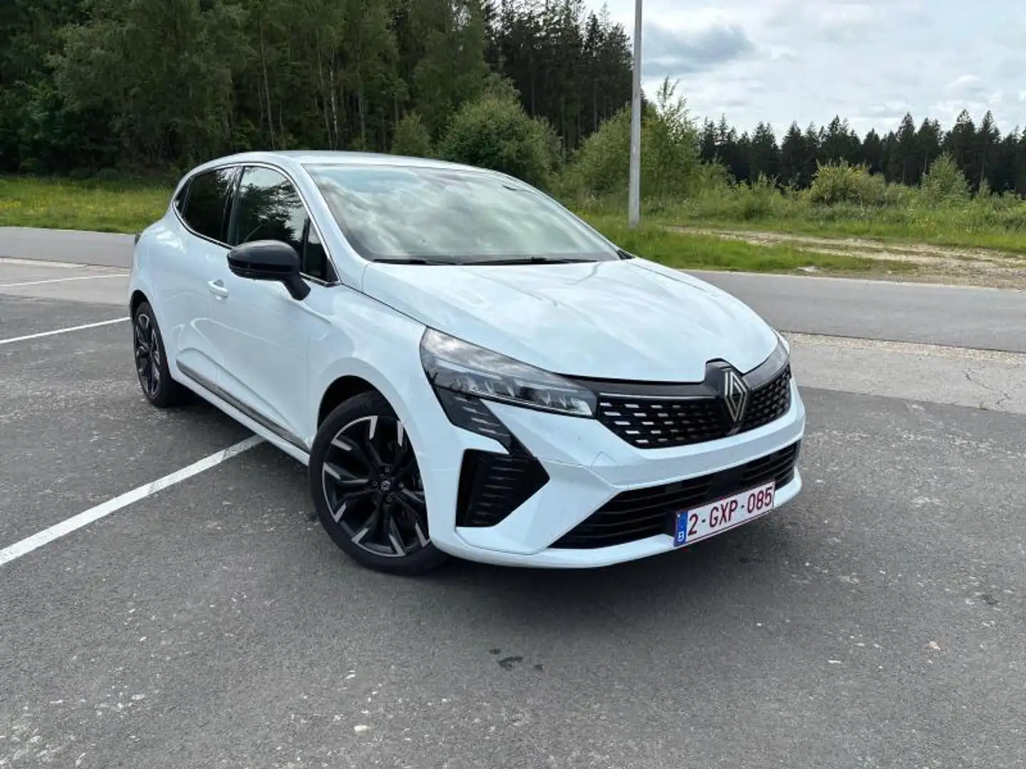 Renault Clio Techno Blanc - 1