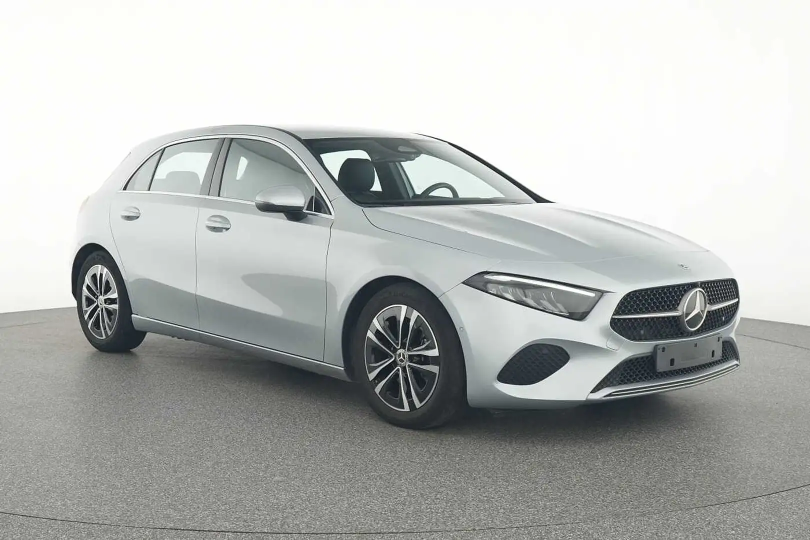Mercedes-Benz A 180 Business Line Gris - 2
