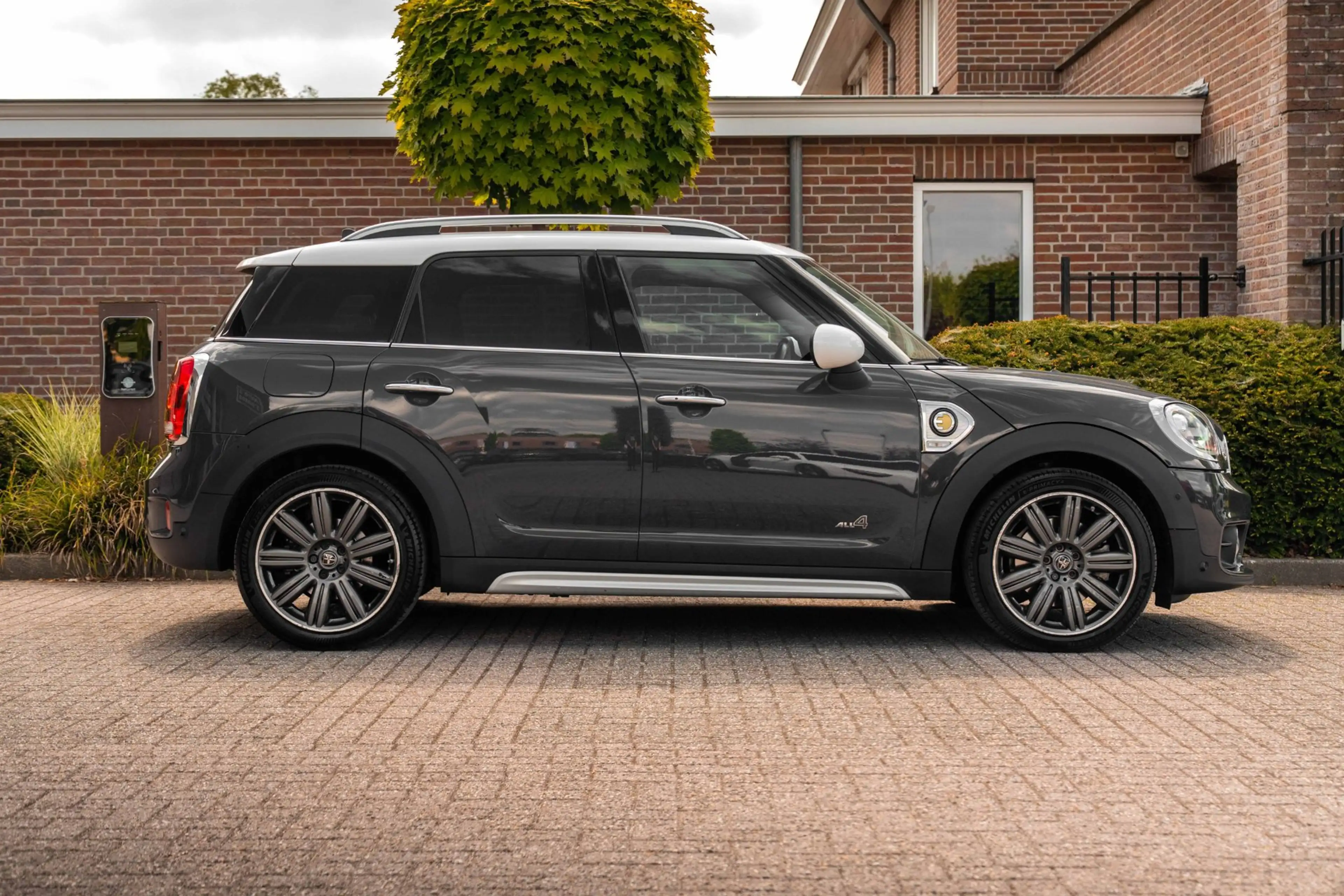 MINI Cooper SE Countryman Mini Hybrid 4ALL 225 PK Harman Kardon Adaptive Cru — photo 4