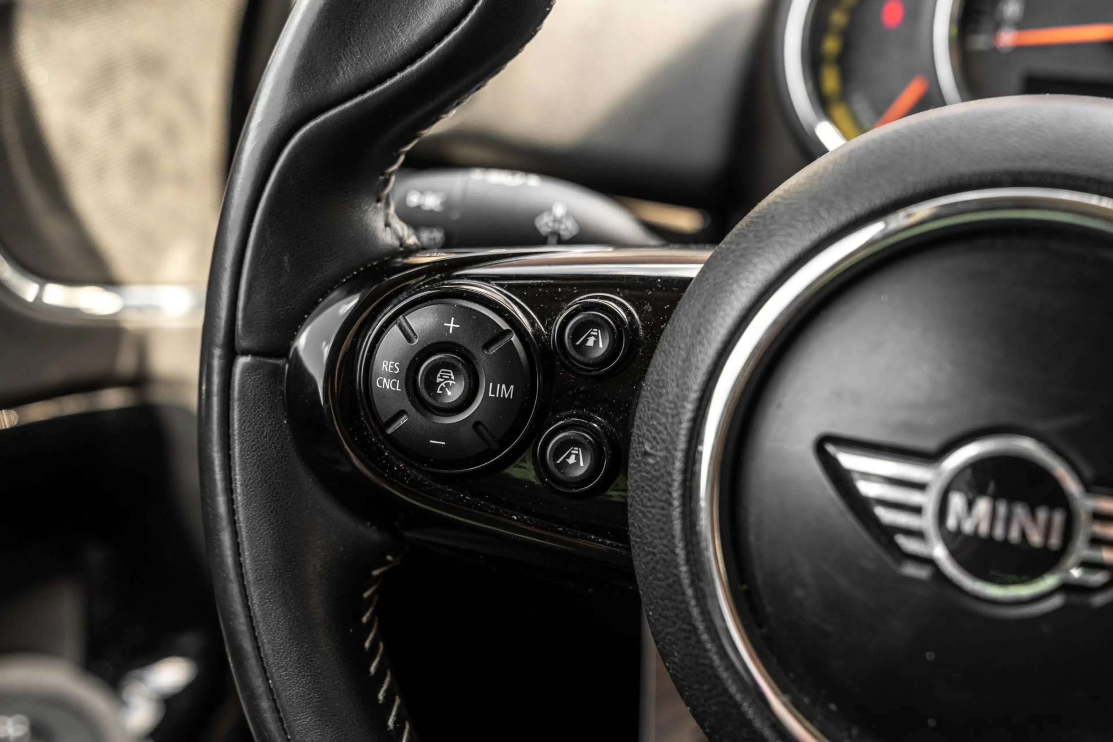 MINI Cooper SE Countryman Mini Hybrid 4ALL 225 PK Harman Kardon Adaptive Cru — photo 28