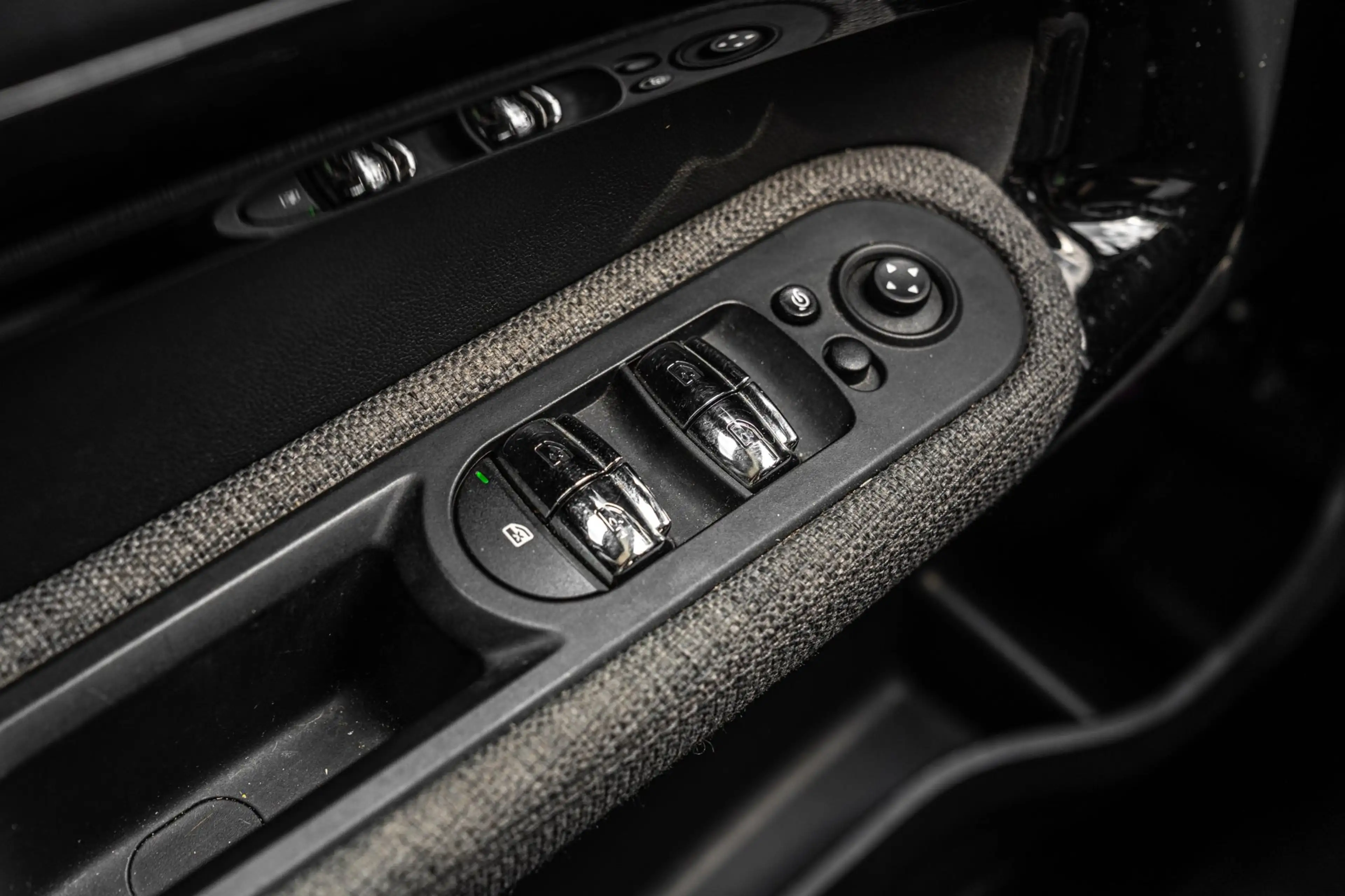 MINI Cooper SE Countryman Mini Hybrid 4ALL 225 PK Harman Kardon Adaptive Cru — photo 33