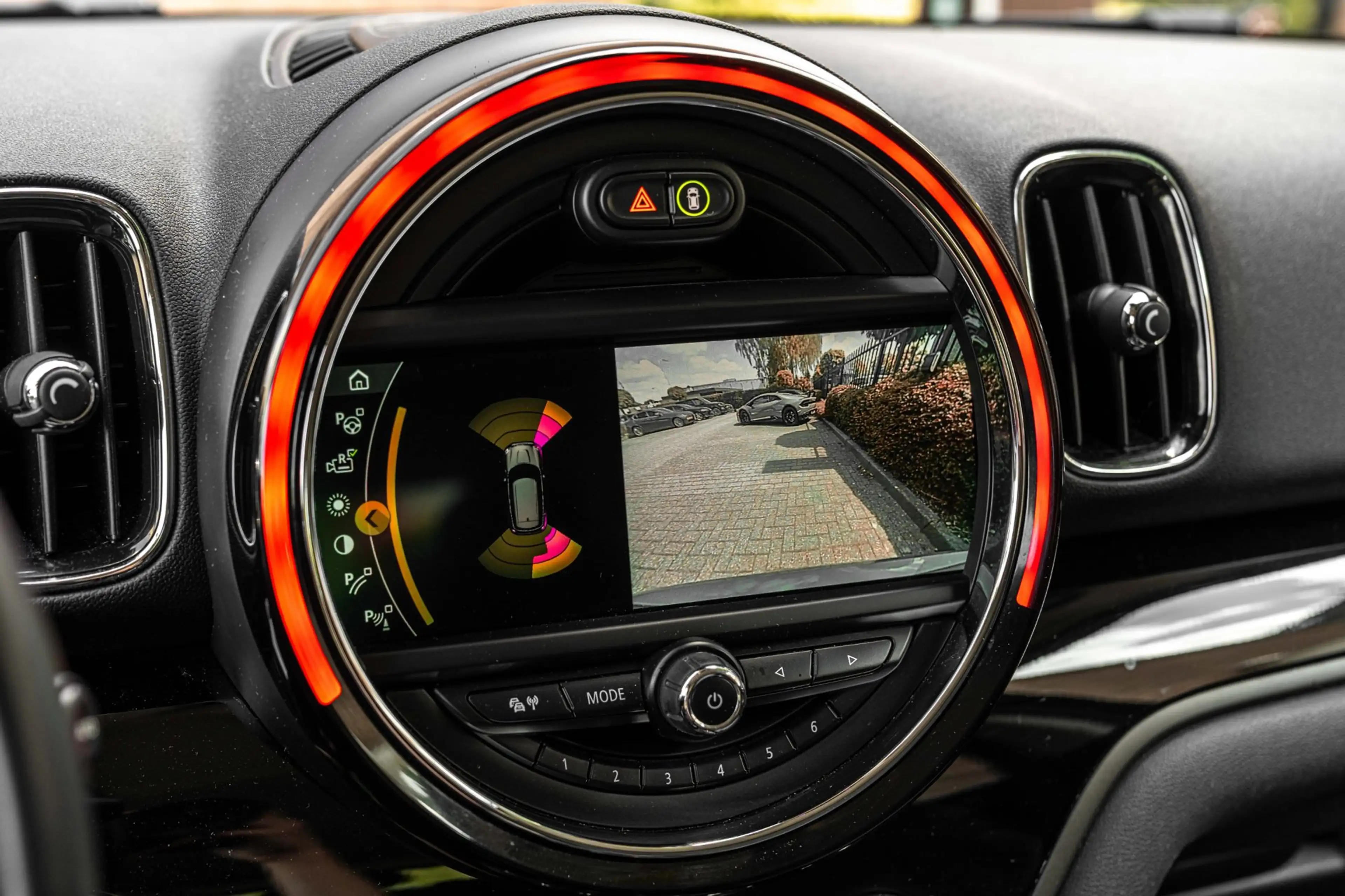 MINI Cooper SE Countryman Mini Hybrid 4ALL 225 PK Harman Kardon Adaptive Cru — photo 21