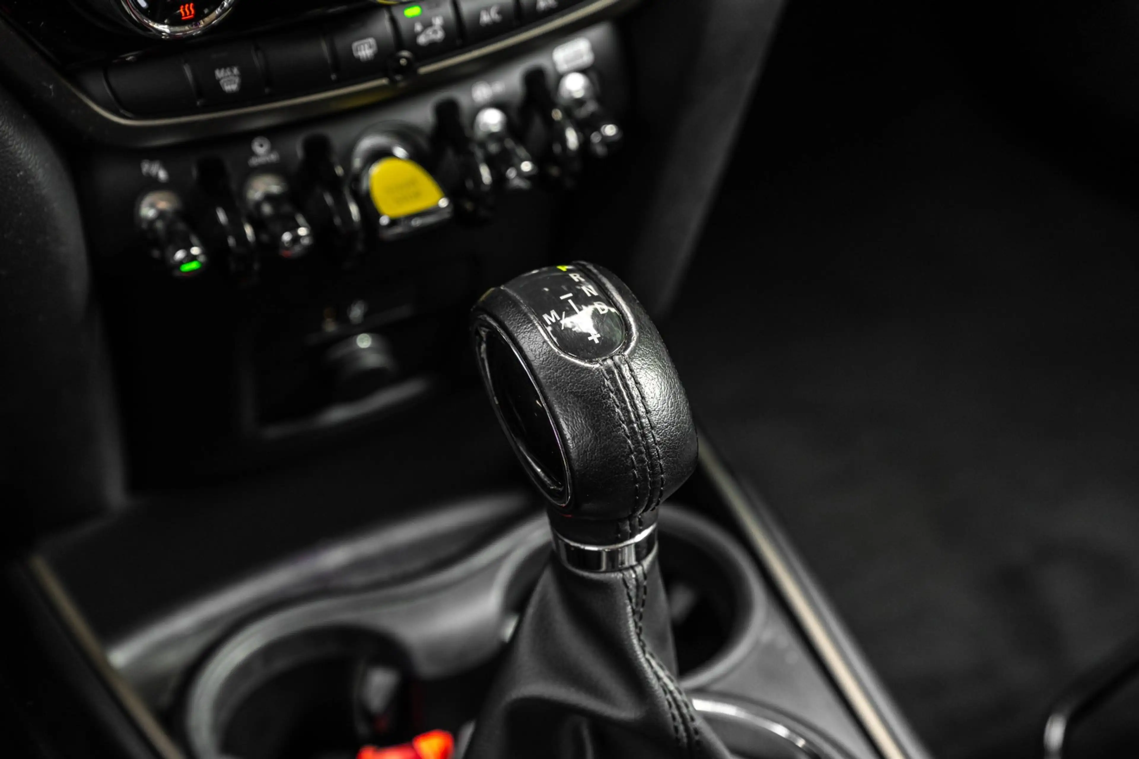 MINI Cooper SE Countryman Mini Hybrid 4ALL 225 PK Harman Kardon Adaptive Cru — photo 31