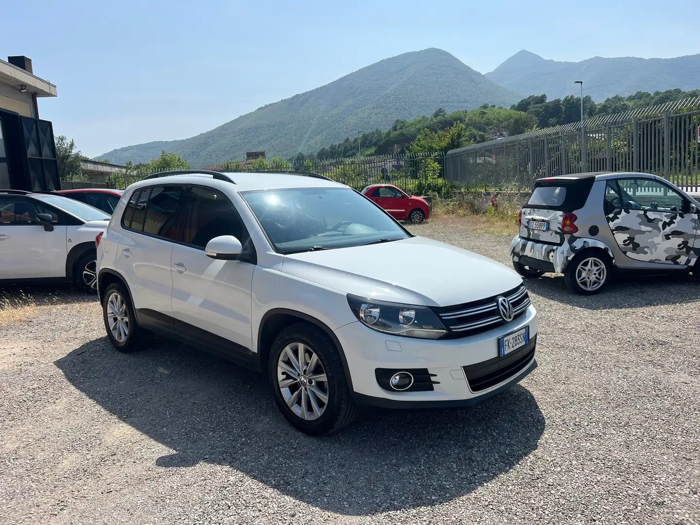Volkswagen Tiguan 2.0 tdi bm Sport Bianco - 2