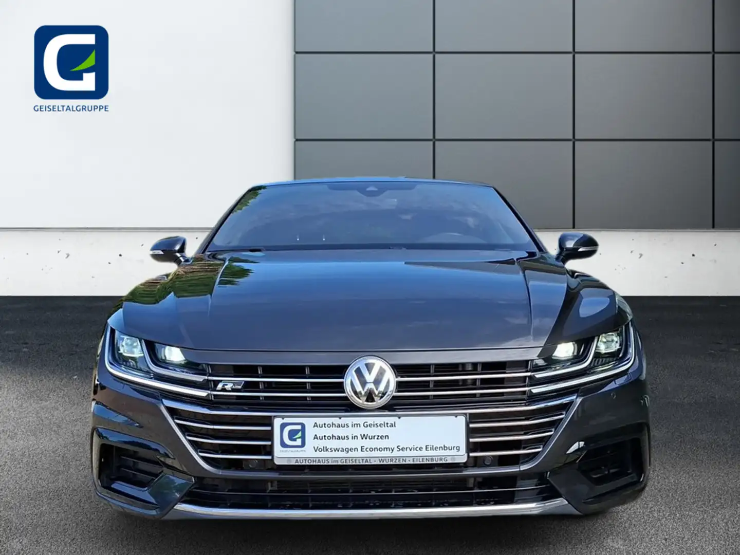 Volkswagen Arteon R-Line 4Motion *DSG*LED*EASY OPEN*DCC*NAVI*REAR VI Šedá - 2