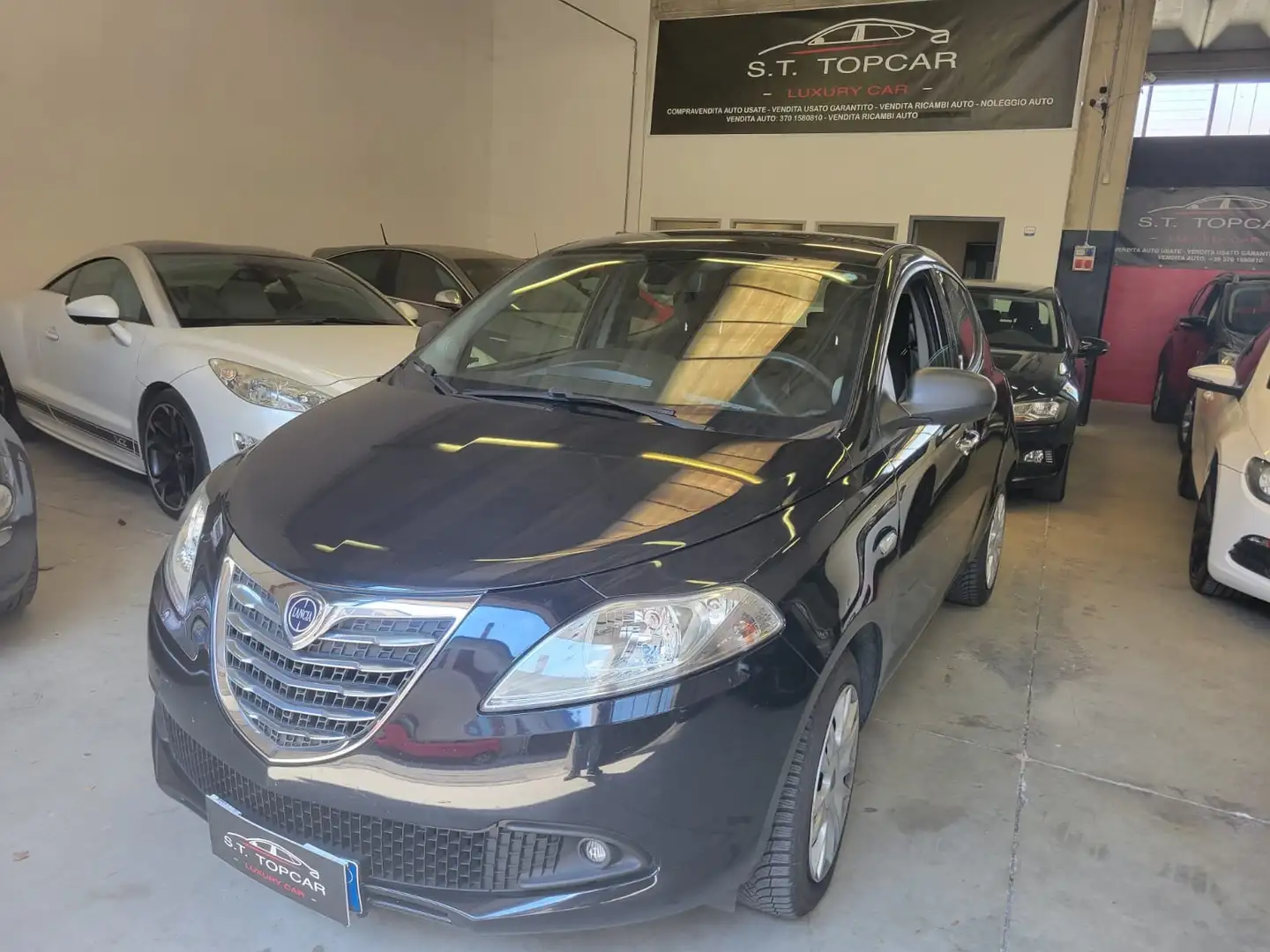 Lancia Ypsilon 1.2 8v Elle 69cv - 1