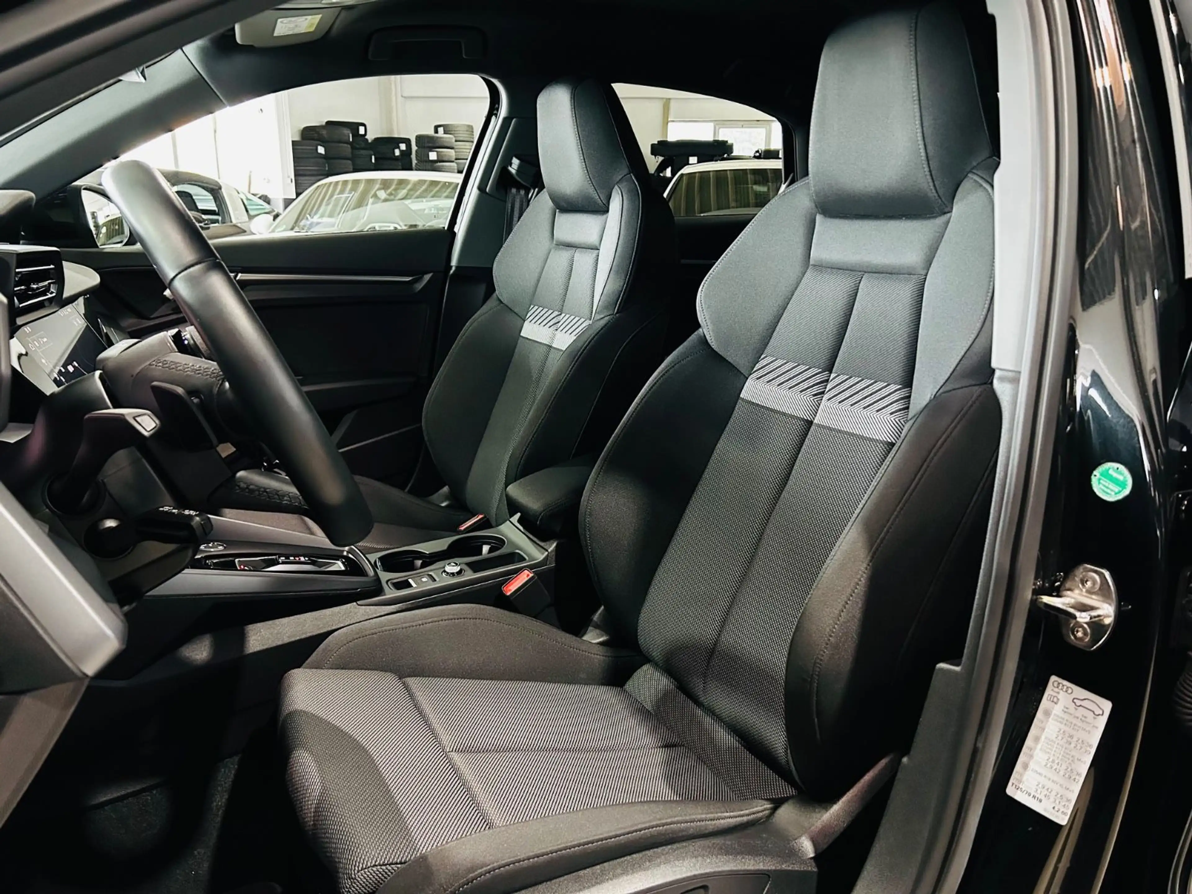 Audi A3 Limousine 35 TDI Sport *Virtual*Kamera*Led* — photo 15