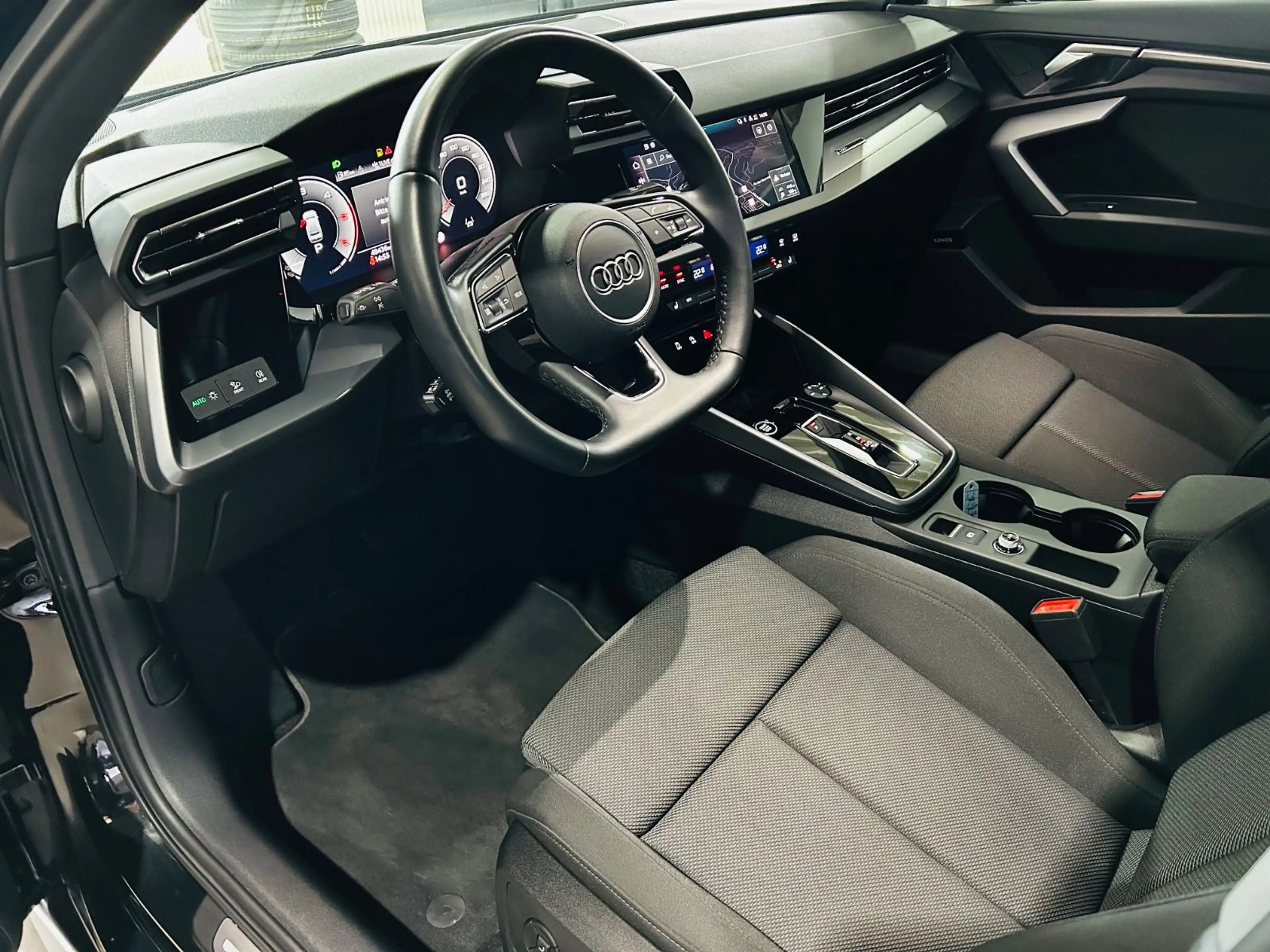 Audi A3 Limousine 35 TDI Sport *Virtual*Kamera*Led* — photo 13