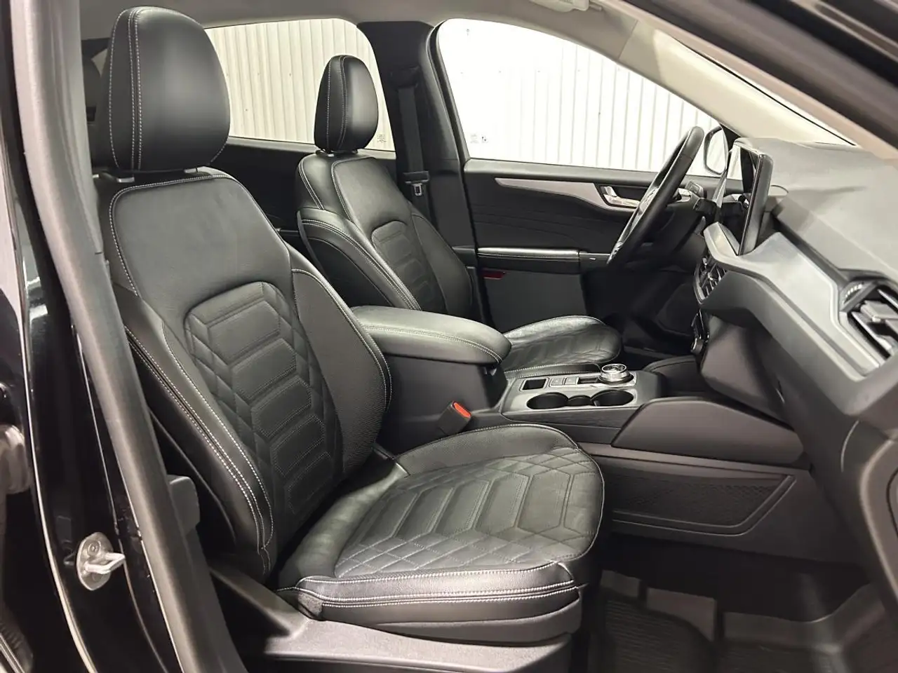 Ford Escape photo Ford Escape