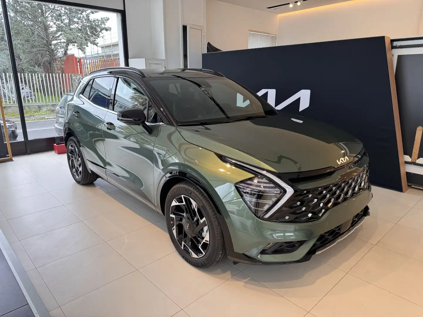 Kia Sportage 1.6 CRDi MHEV DCT GT-line Verde - 2