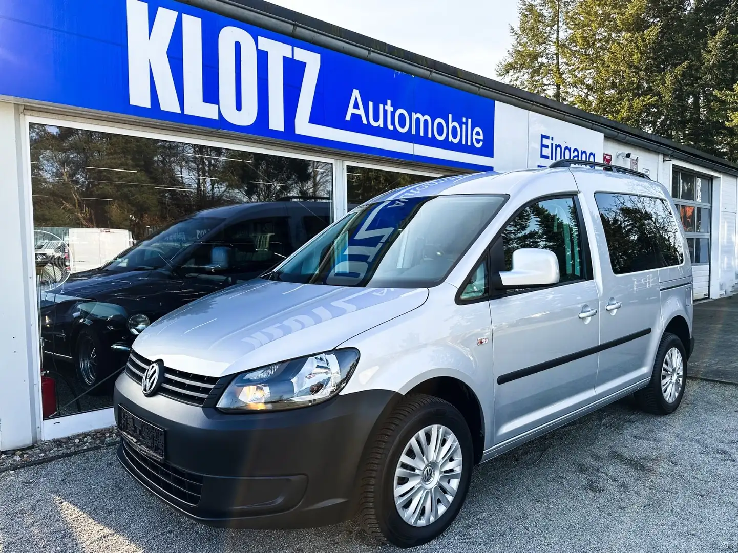 Volkswagen Caddy Kombi Trendline BMT Silber - 1