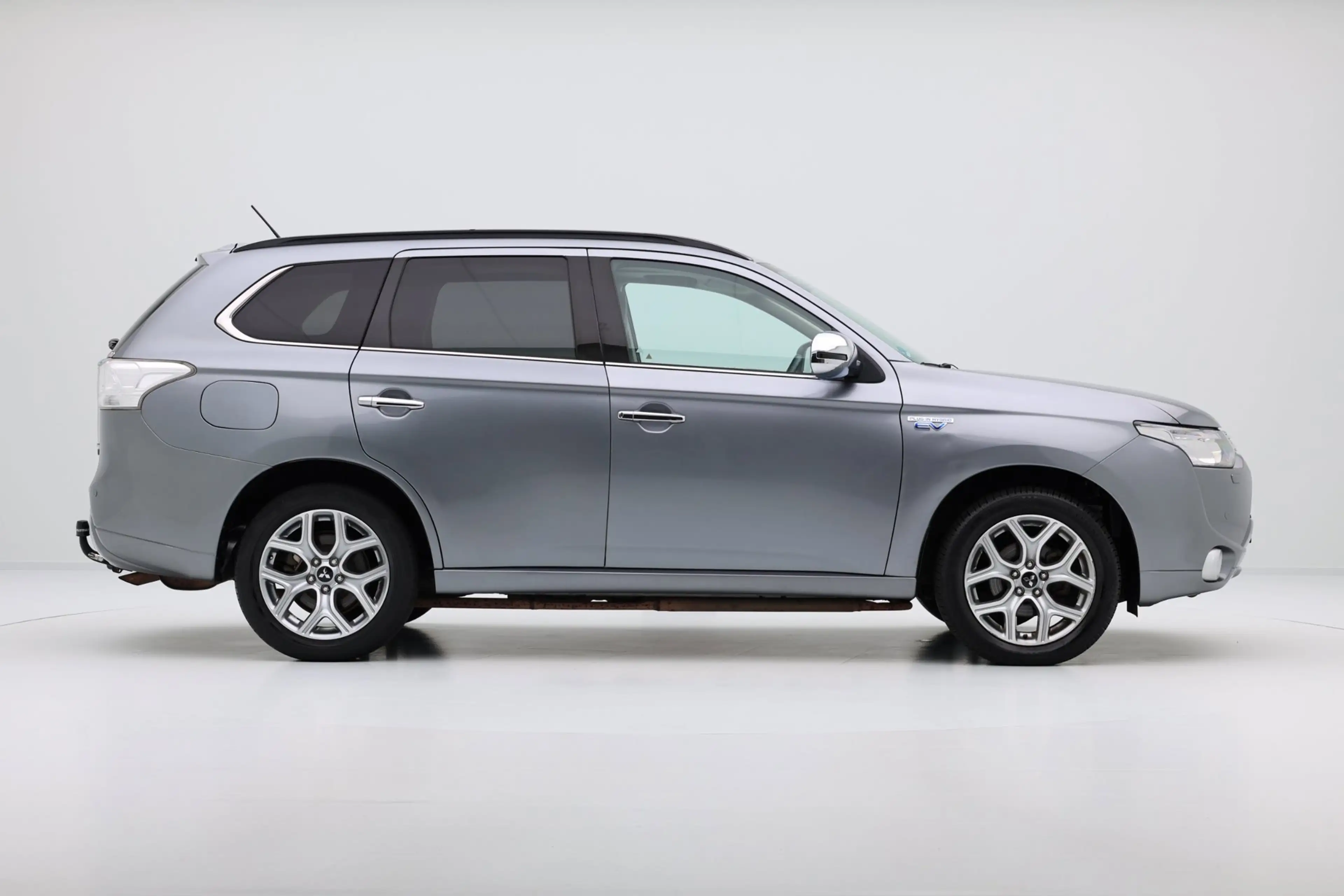 Mitsubishi Outlander 2.0 PHEV Instyle Aut.|Leer|Stoelverw.|Trekhaak|LMV — photo 36