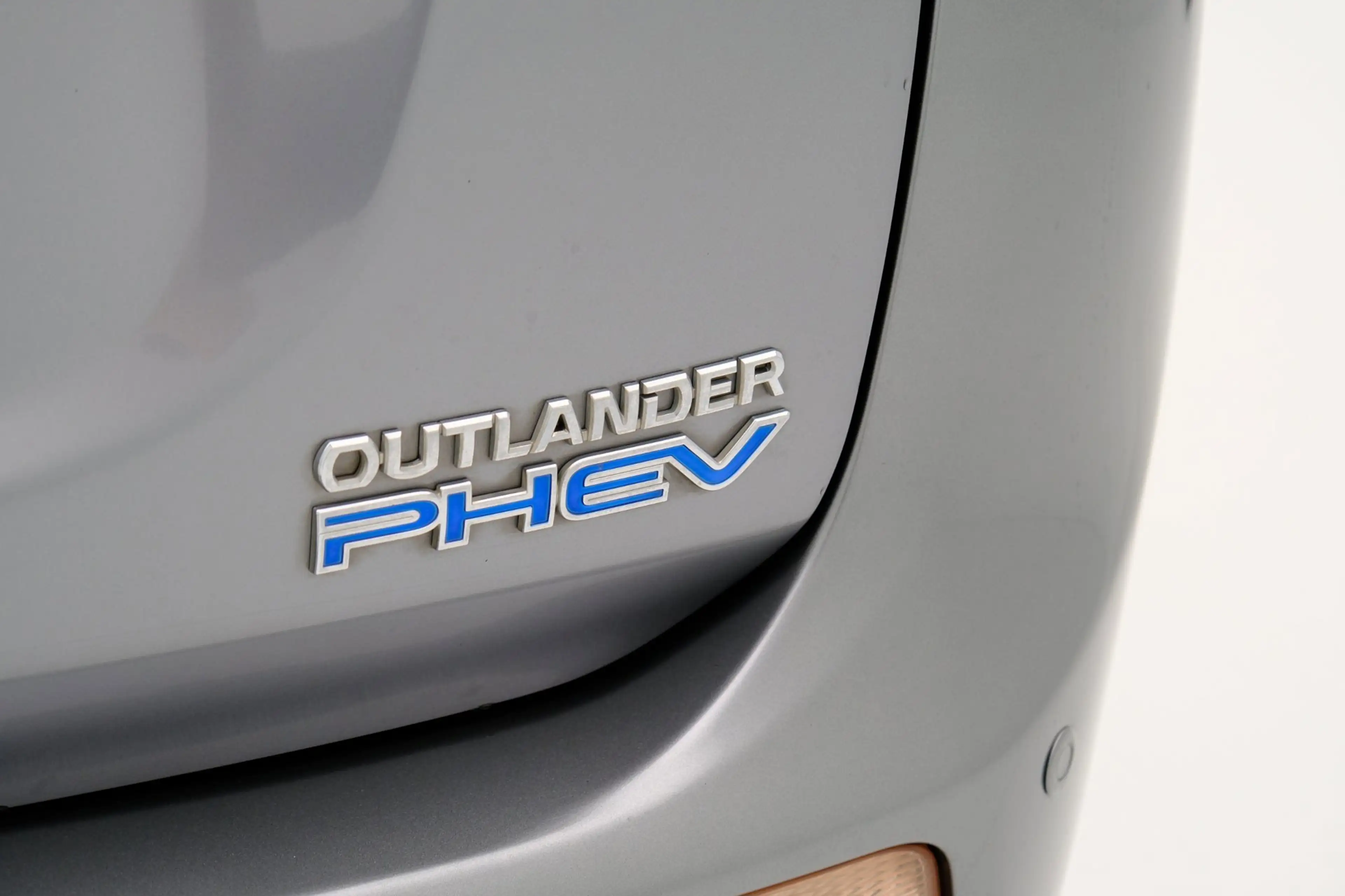 Mitsubishi Outlander 2.0 PHEV Instyle Aut.|Leer|Stoelverw.|Trekhaak|LMV — photo 22