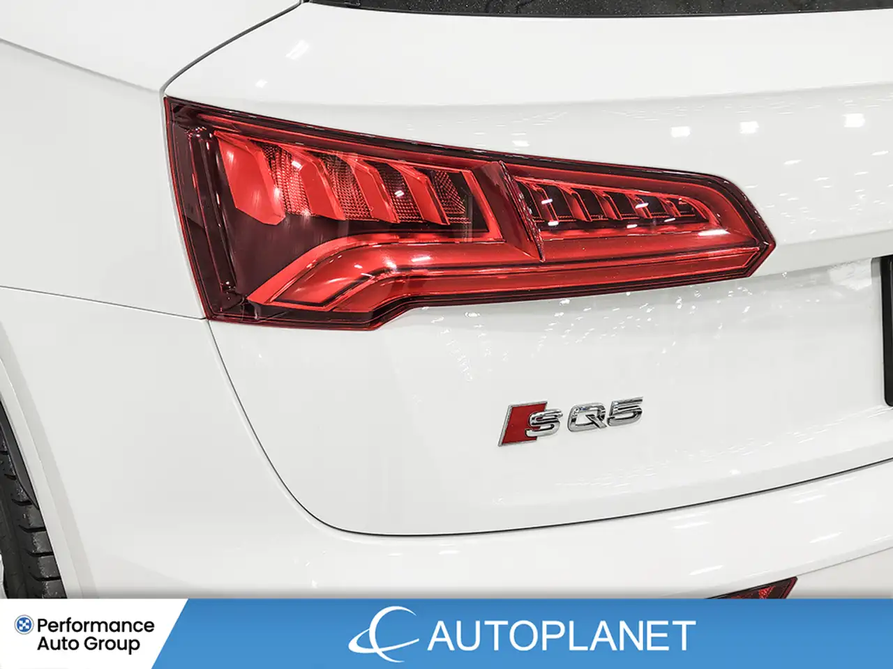 Audi SQ5 снимка Audi SQ5