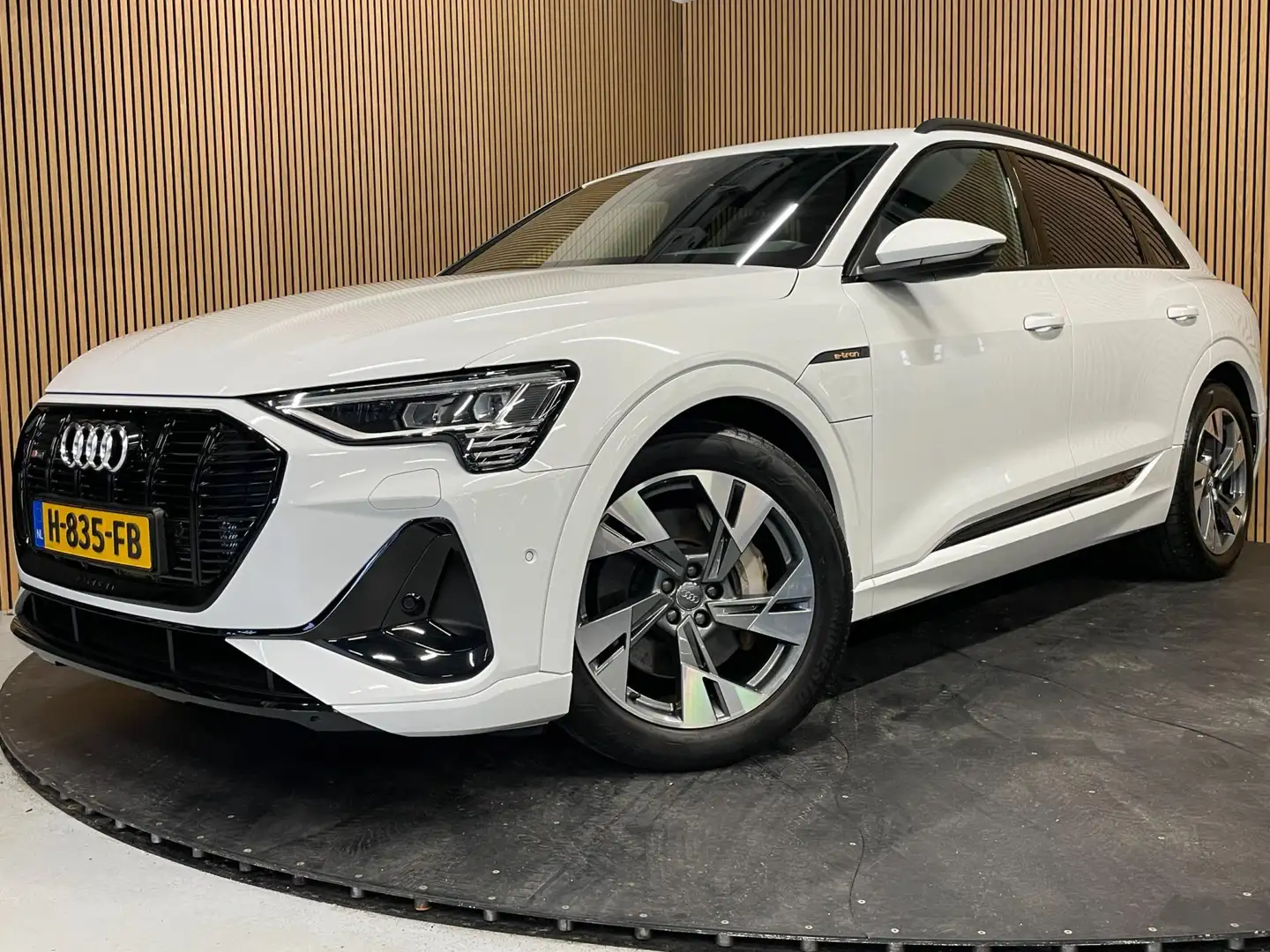 Audi e-tron 50 Quattro S-LINE Edition 71 kWh|BLACK/WHITE|LEDER Wit - 1