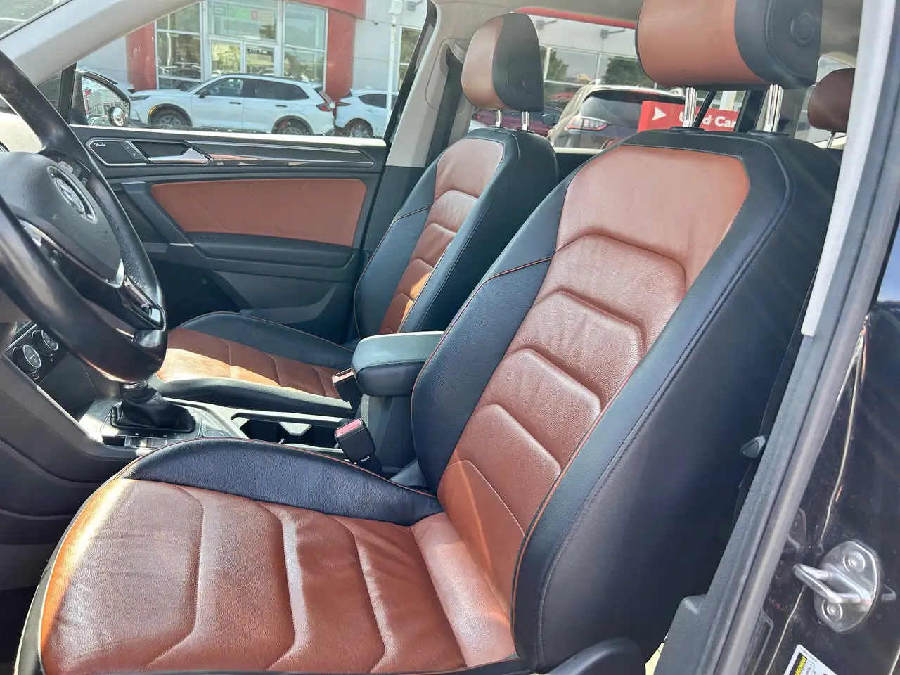 Volkswagen Tiguan снимка Volkswagen Tiguan