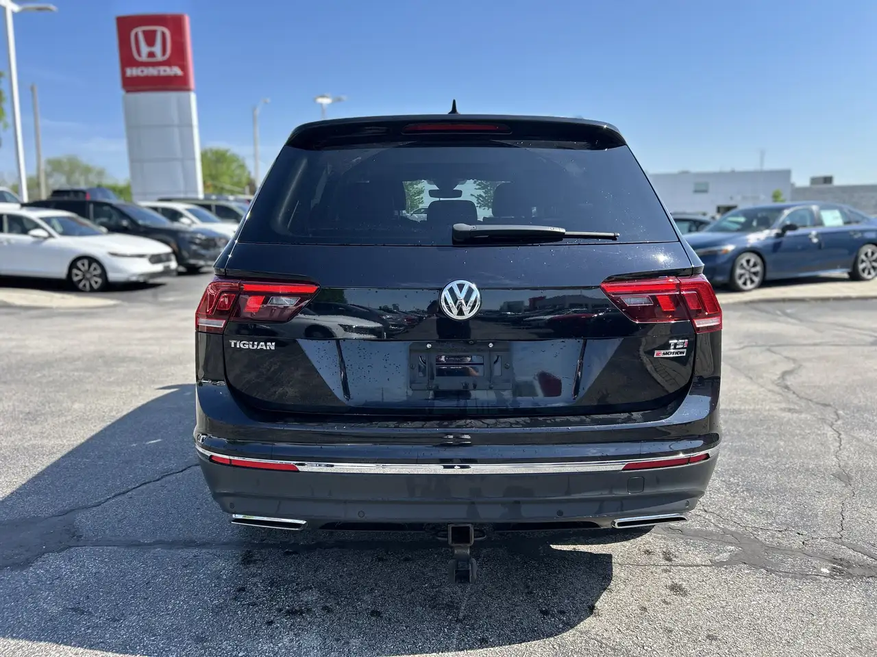 Volkswagen Tiguan снимка Volkswagen Tiguan
