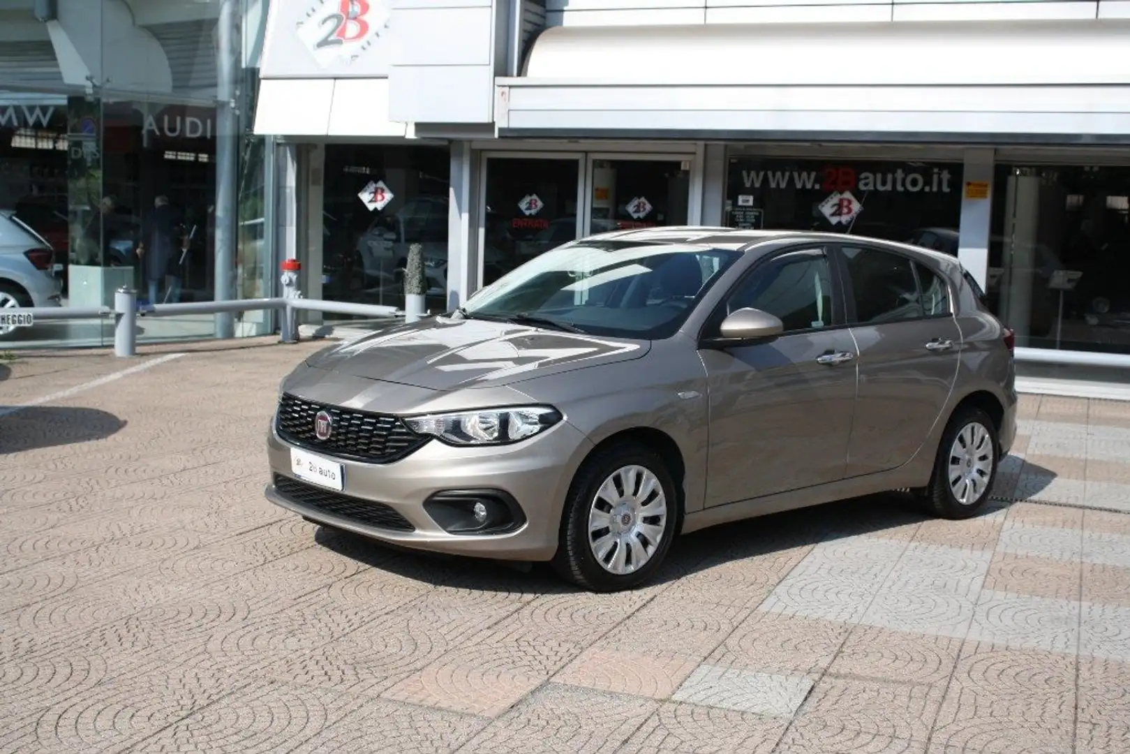 Fiat Tipo 1.6 Mjt S&S 5 porte Easy Business - 1