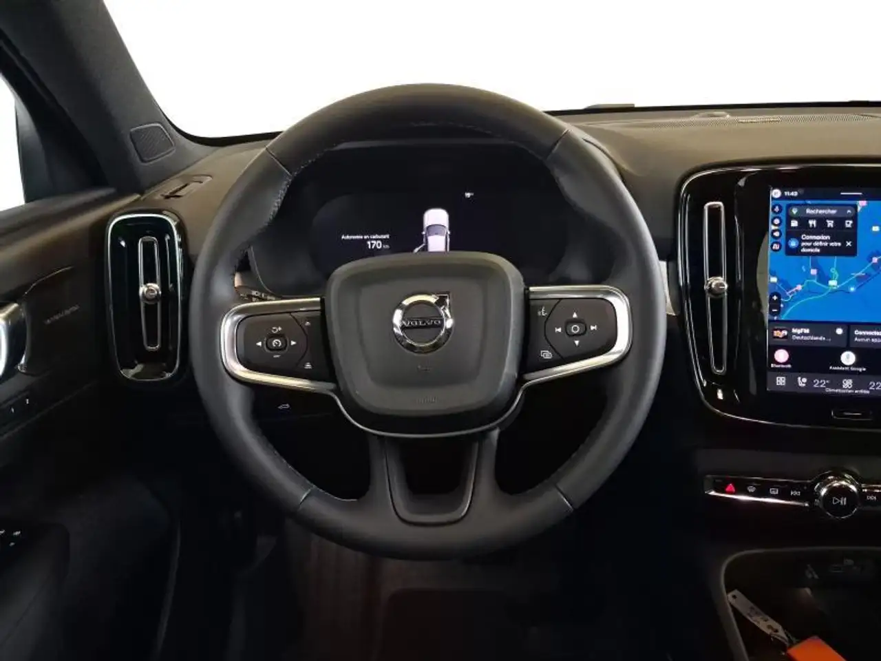 Volvo XC40 2026 — фото 12