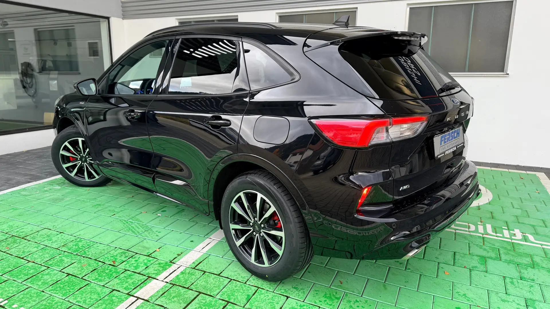 Ford Kuga ST-Line 4x4 Automatik m. Navi SYNC u Freispr. Schwarz - 2