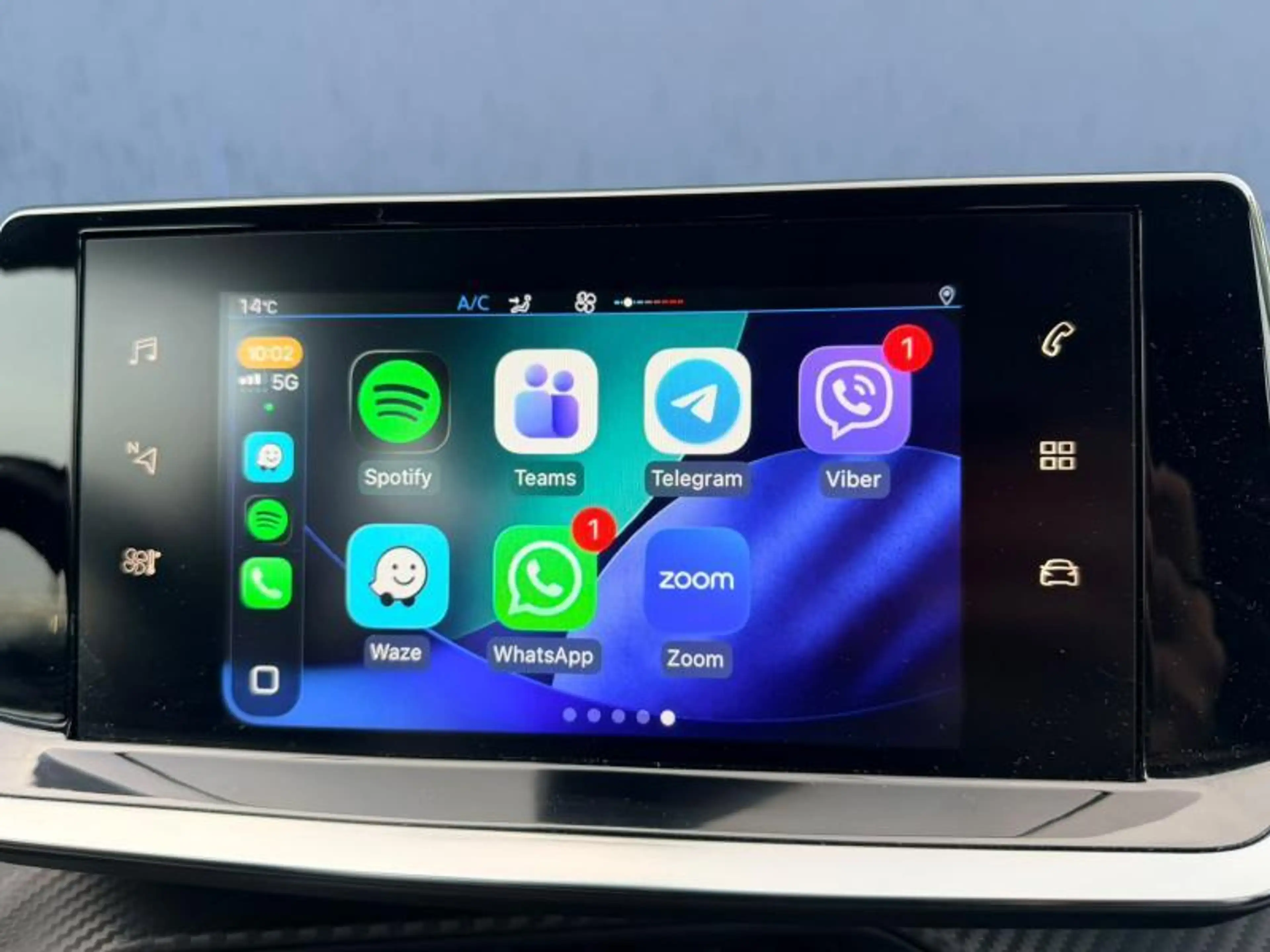 Peugeot 208 Active / Carplay / 1.5 BlueHDI — photo 13