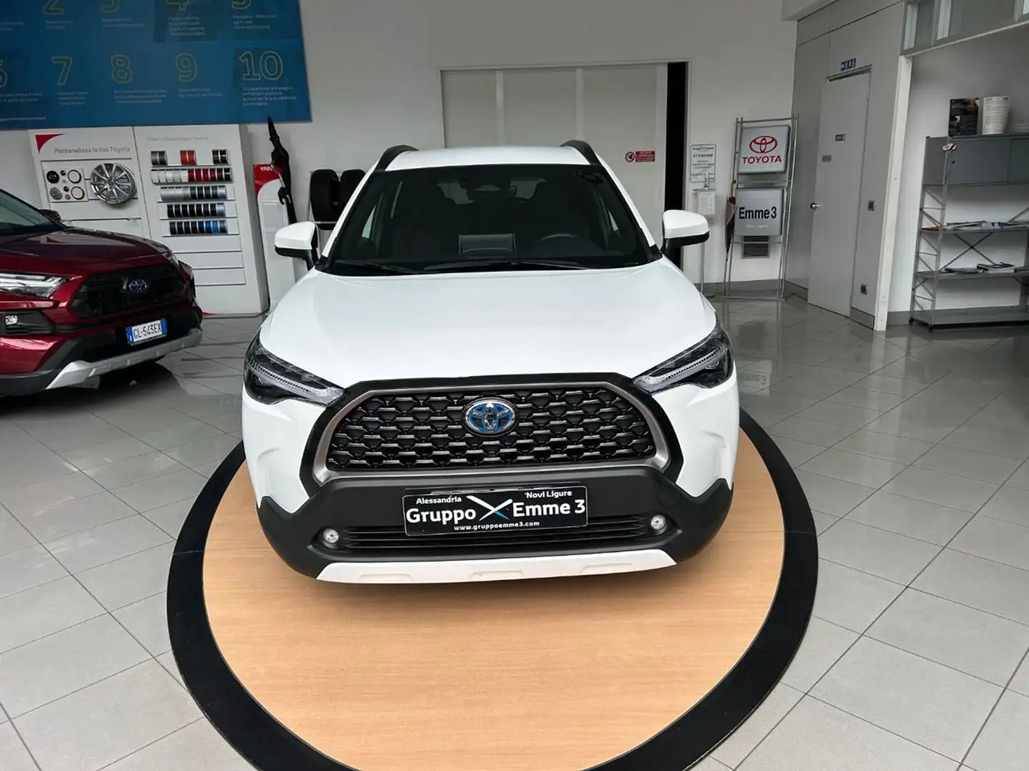Toyota Corolla Cross 1.8 Hybrid 140 CV E-CVT Trend Bianco - 1