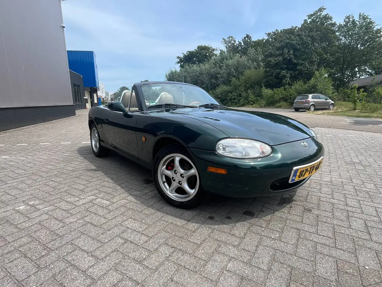 Mazda MX-5 1.6i, foto 11