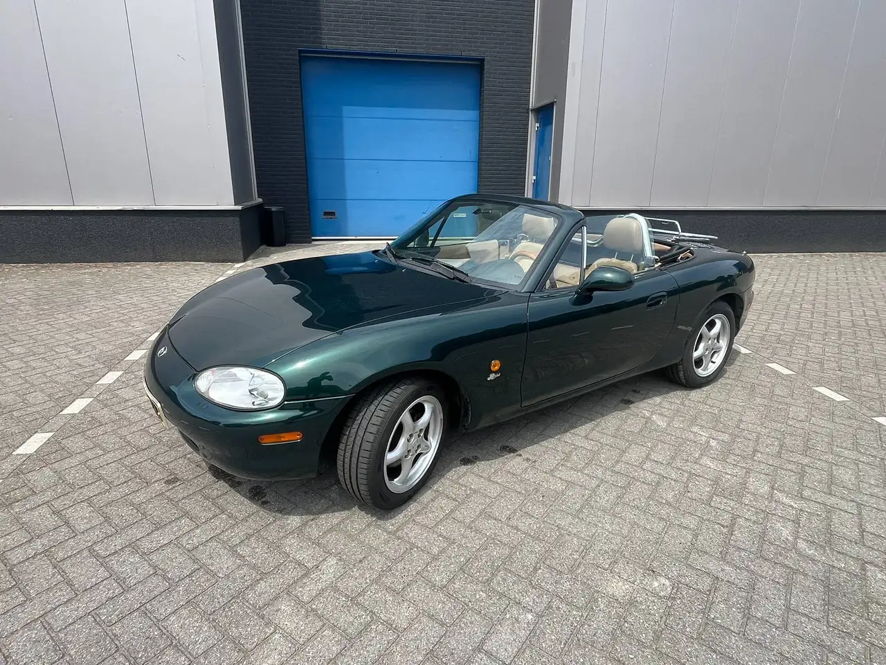 Mazda MX-5 1.6i, foto 3