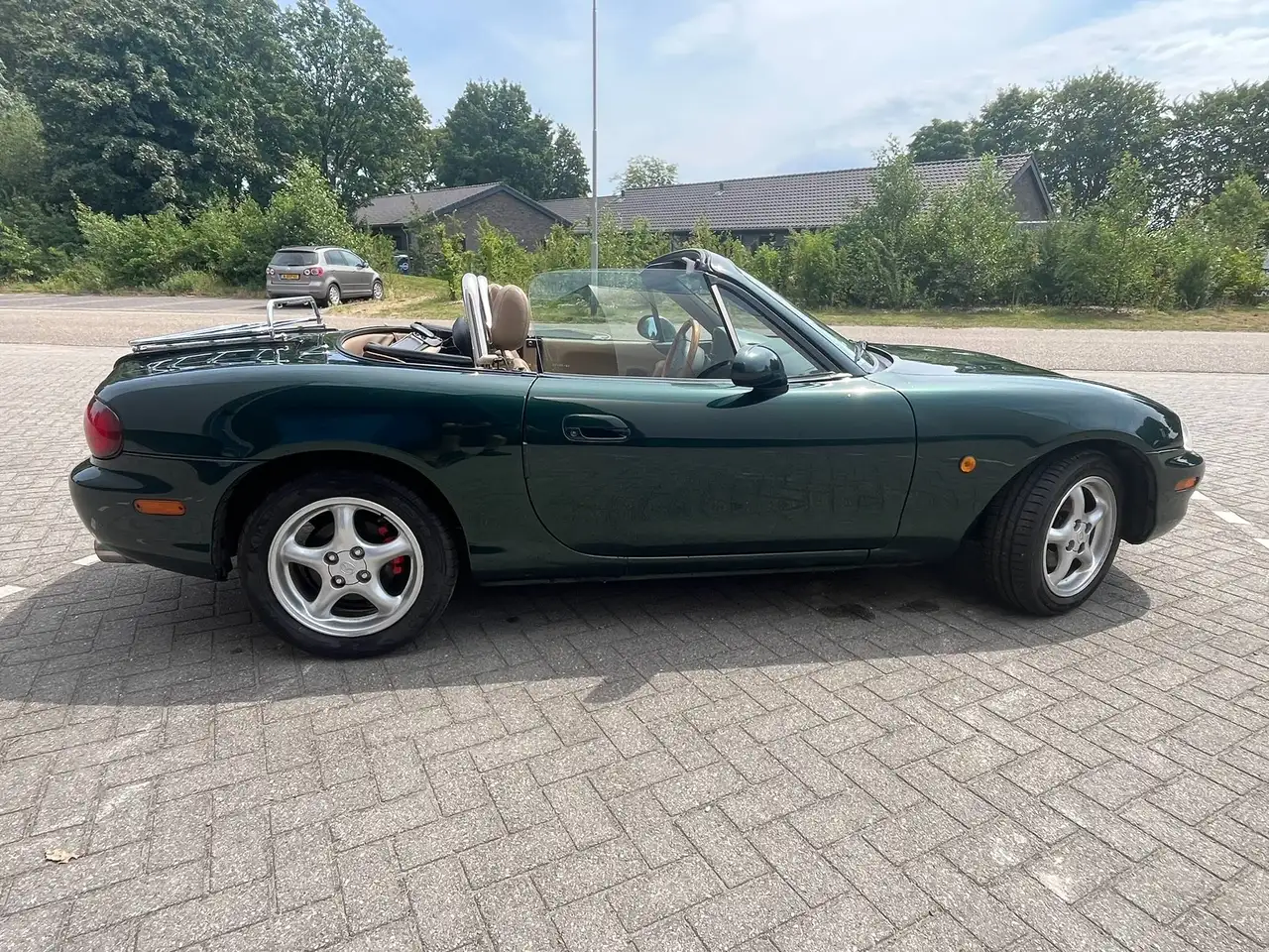 Mazda MX-5 1.6i, foto 9