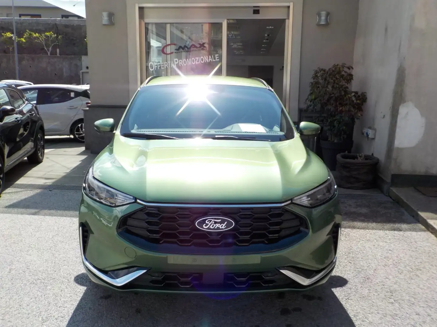 Ford Kuga 2.5 Full Hybrid 180 CV CVT 2WD Titanium - 1