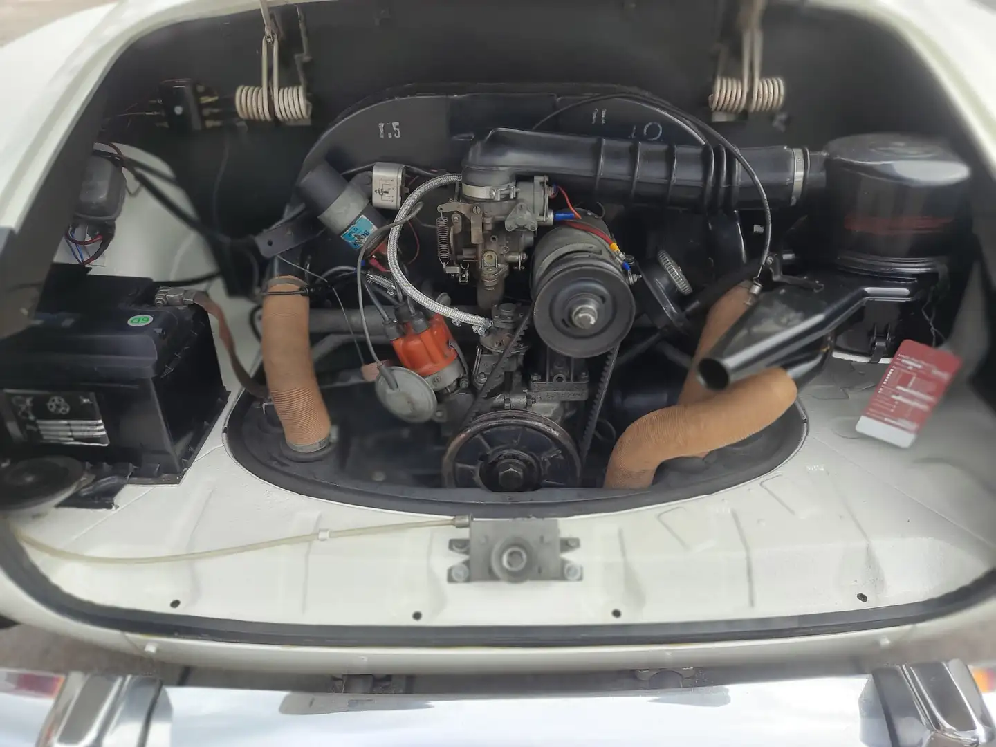 Volkswagen Karmann Ghia - 2