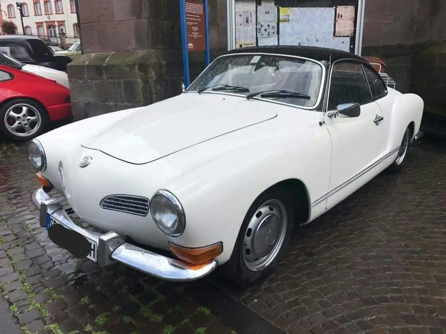 Volkswagen Karmann Ghia - 1
