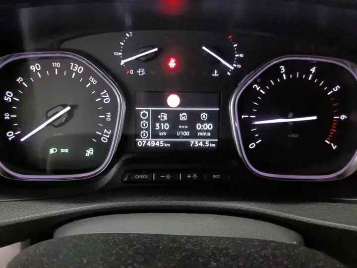 Citroën Spacetourer 2019, foto 16