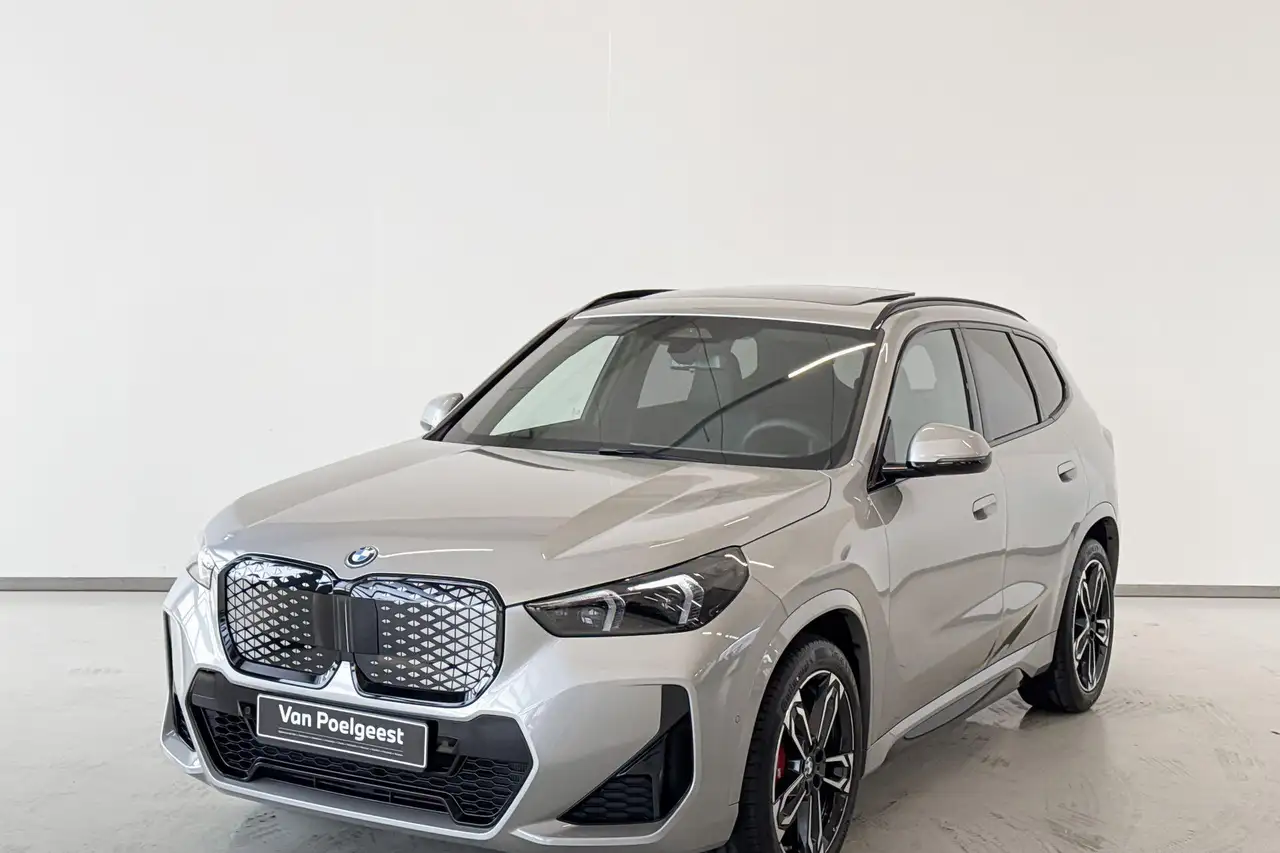 BMW iX1 2026